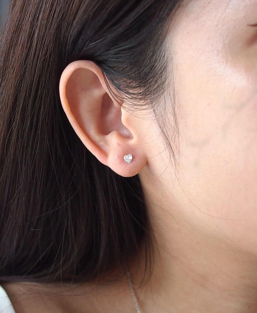 1 Carat Heart Shape Diamond Stud Earrings