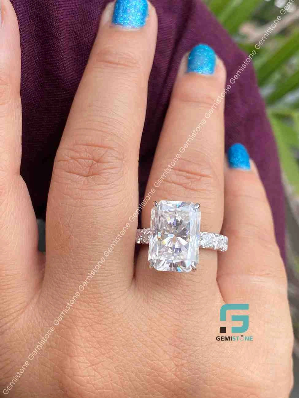 7 CT Radiant Gift For Her
