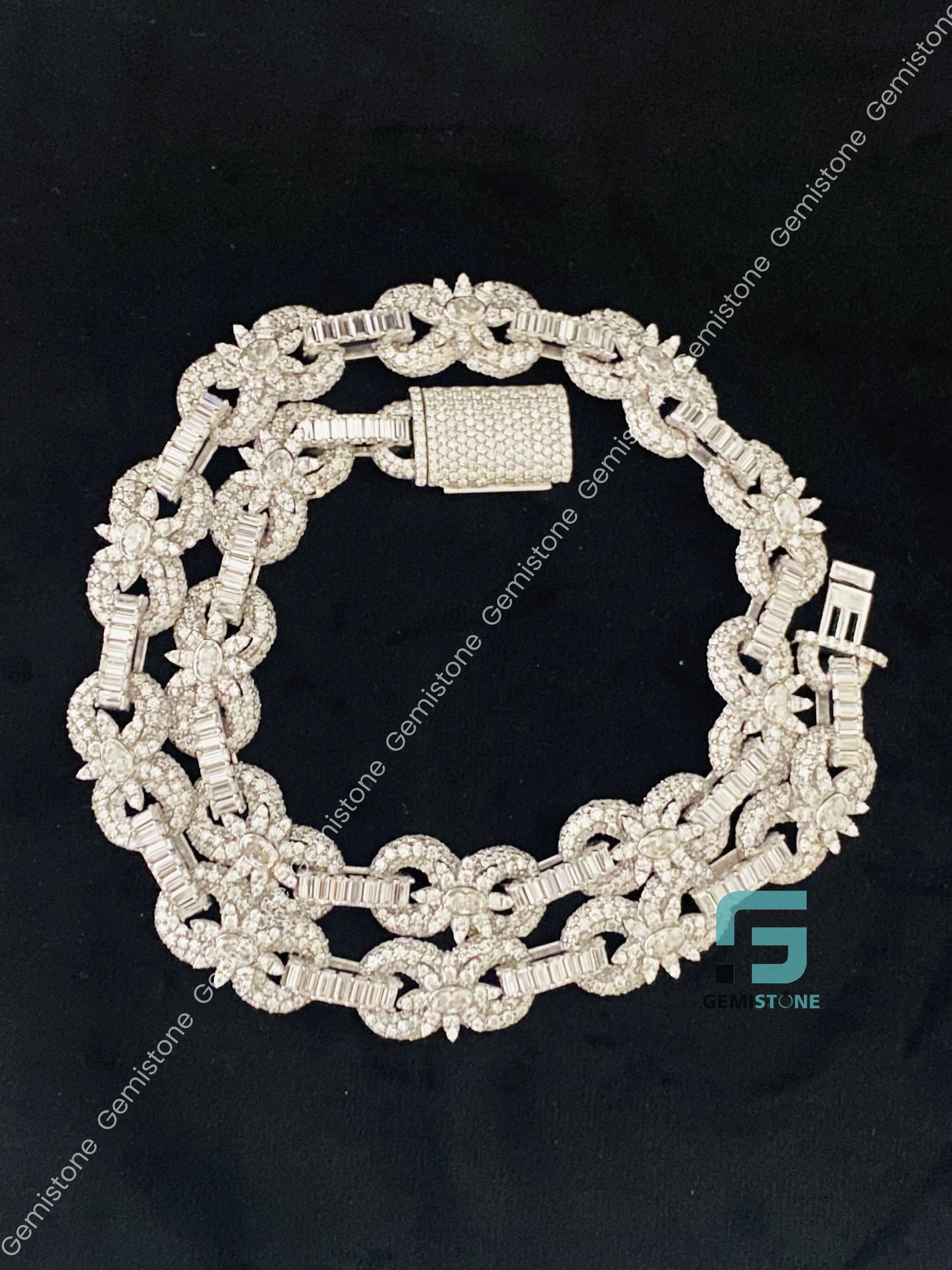 Bust Down Infinity Studded Chain