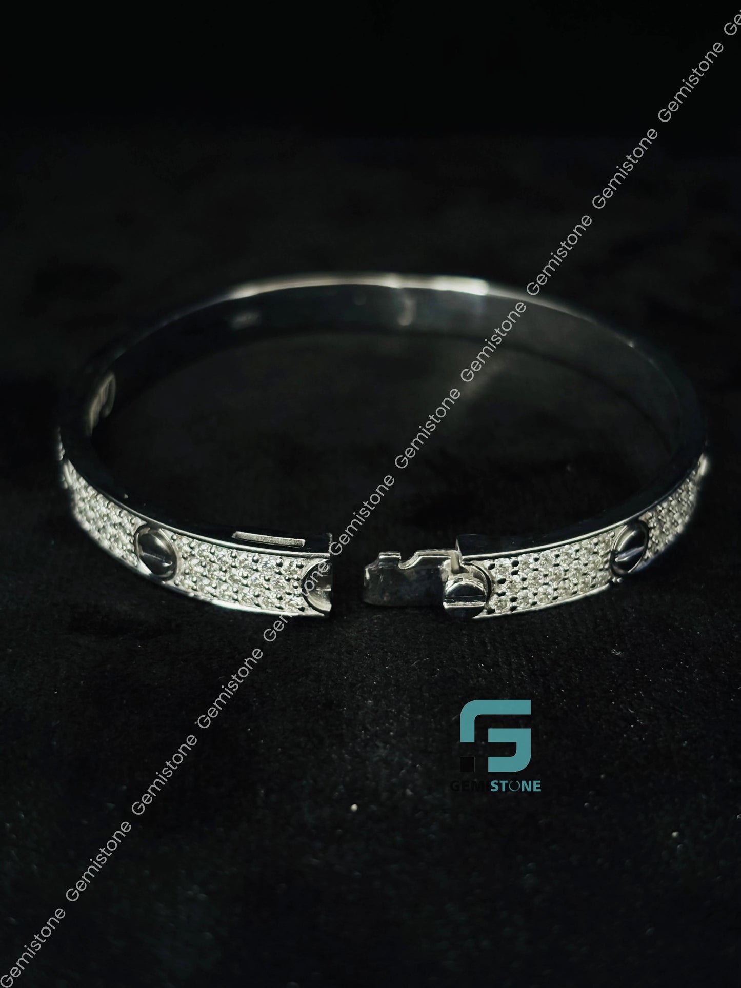 Fully Bust Down Moissanite Catier Bracelet