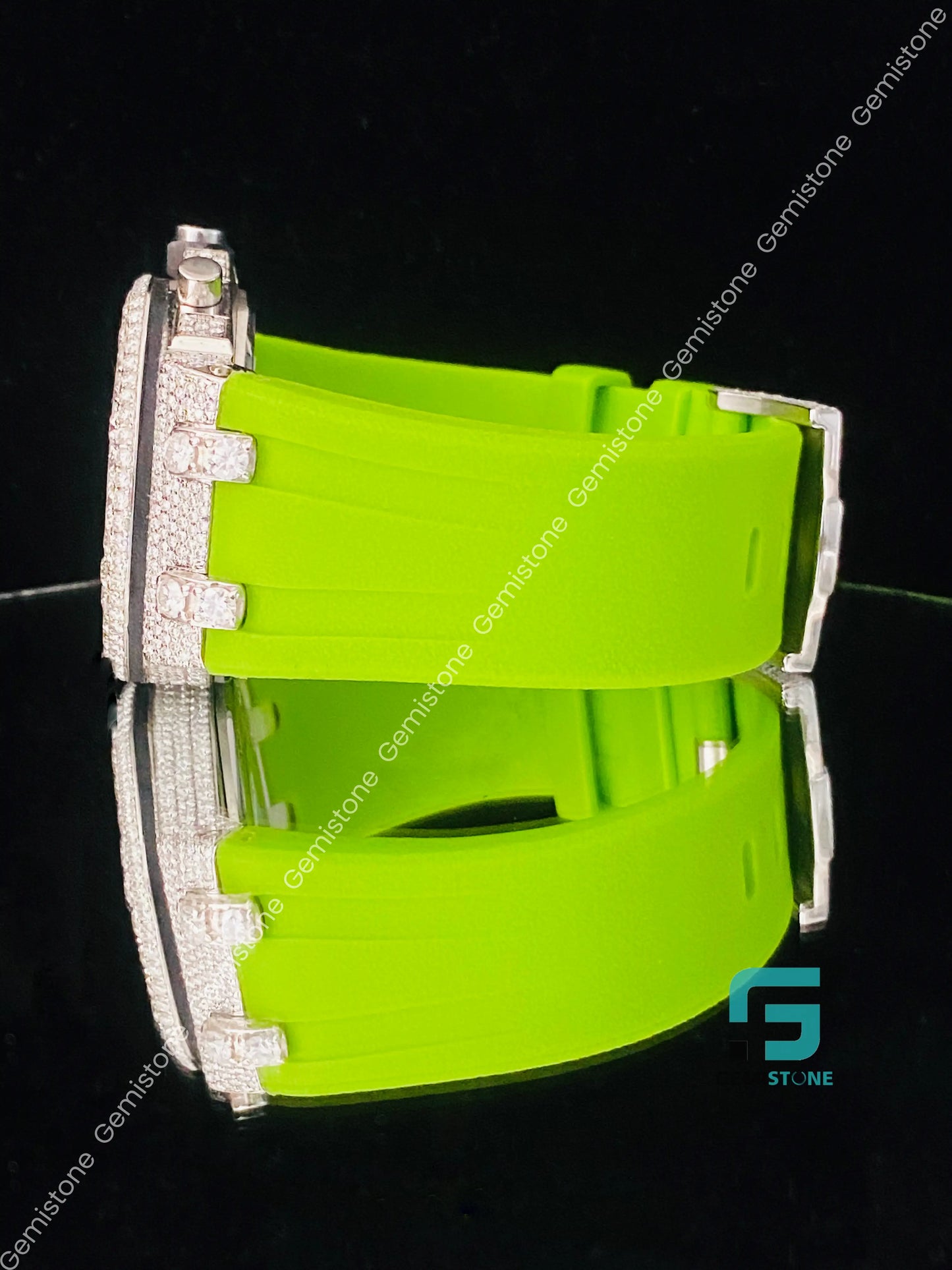 Fully_Face_Dial_Parrot_Silicon_Strap_Moissanite_Watch