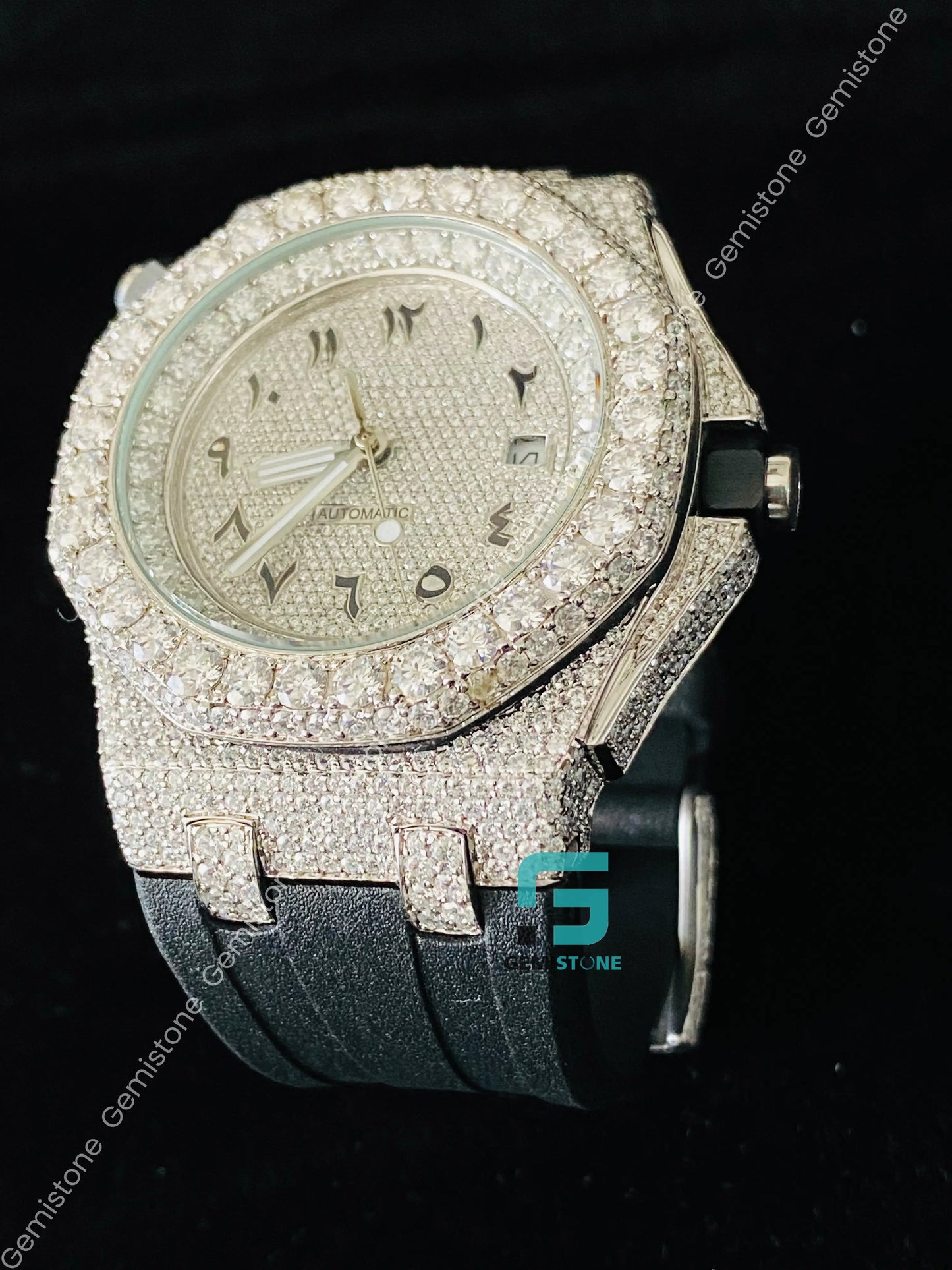 Big Round Bezel Fully White Facedial Iced Out Moissanite Watch