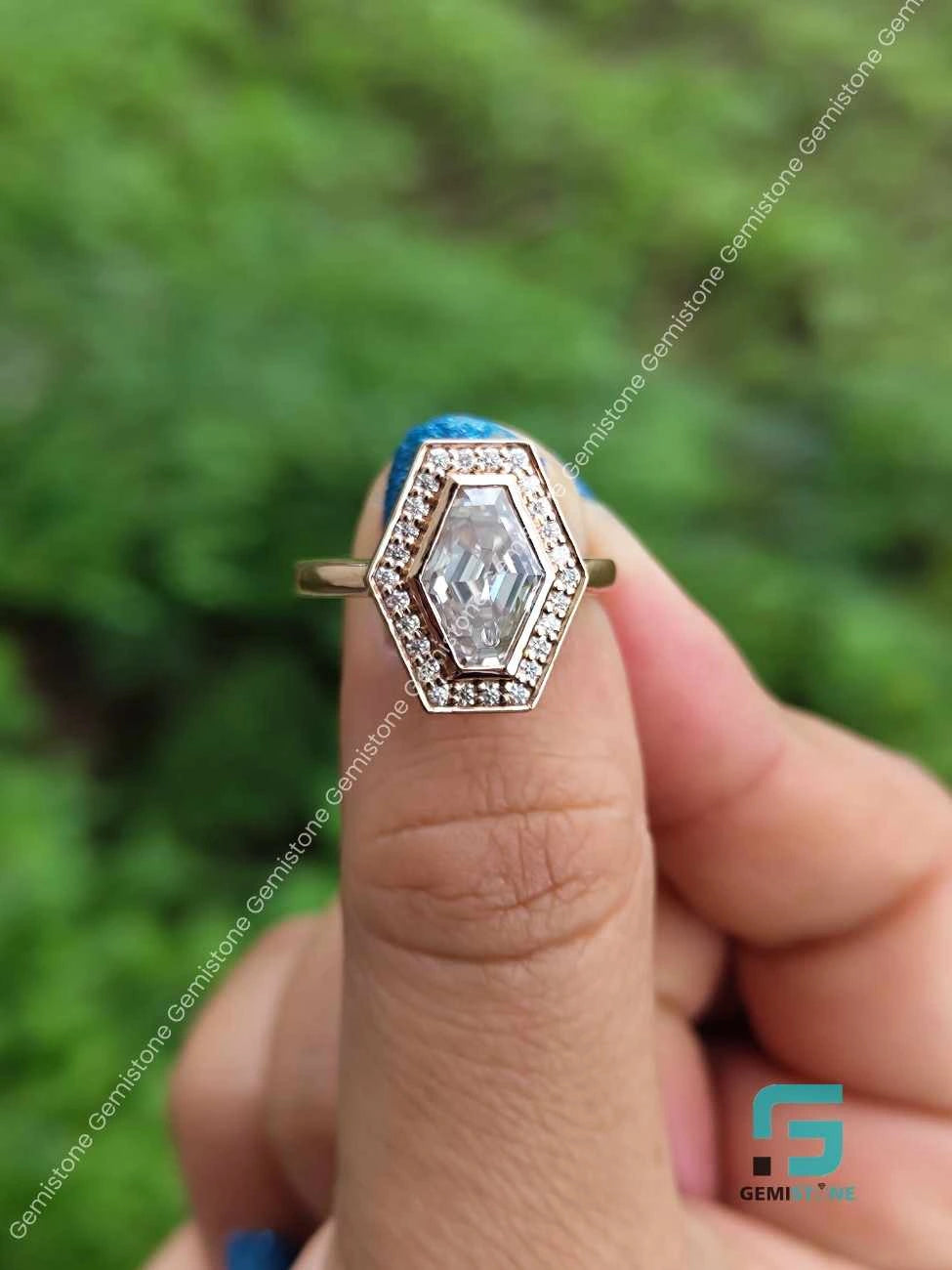 Hexagon_Halo_Moissanite_Engagement_Ring