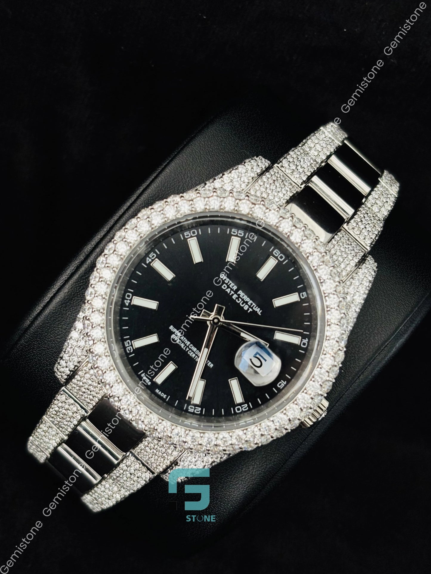 Hip Hop Black Dial Moissanite Iced Out Watch