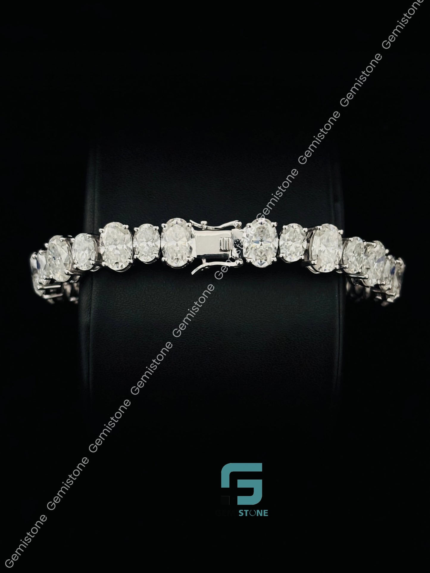 Hip Hop Moissanite Oval Cut Bracelet
