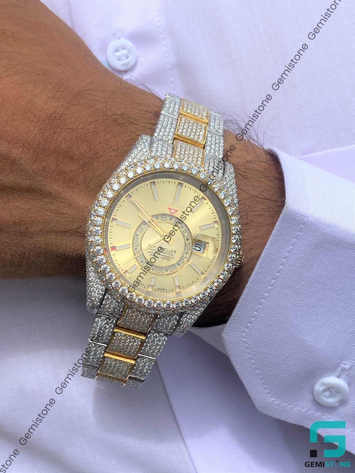 Iced-Out-Diamond-Watch-min