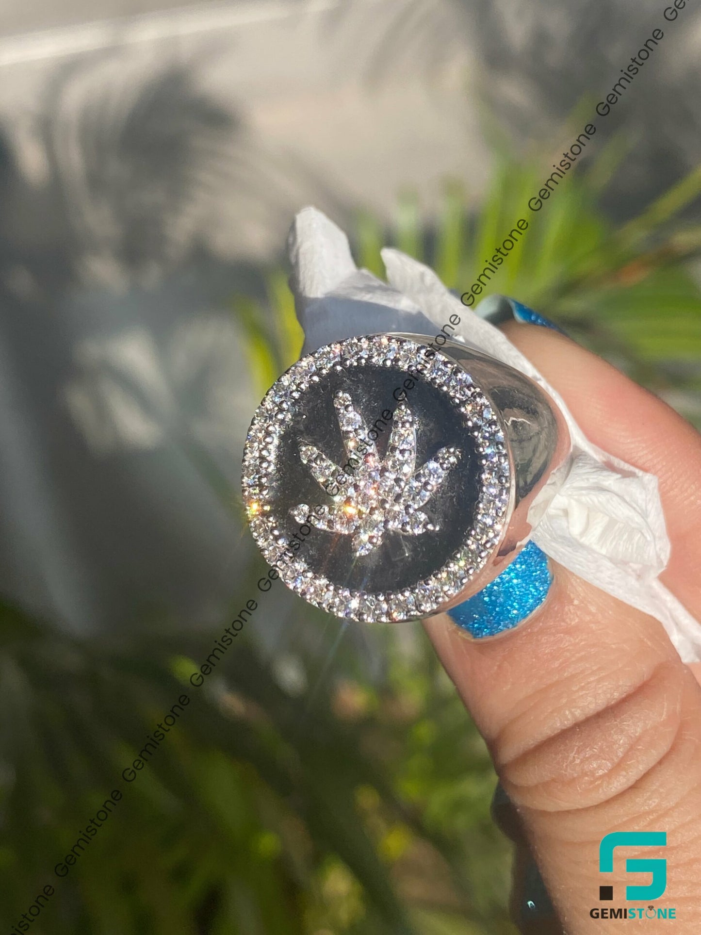 Marijuana-Leaf-Ring