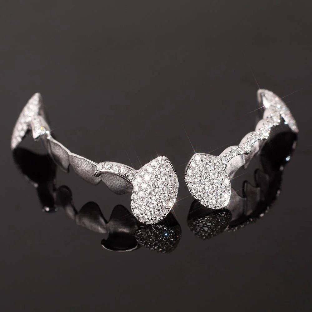 4 On 4 Tusk Bar Moissanite Grillz Diamond Tester Positive
