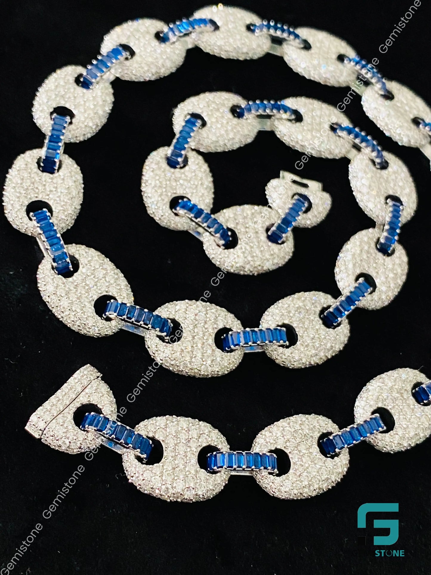 22" 925 Silver Fully Iced Out Round & Blue Baguette Puff Link Moissanite Cuban Chain