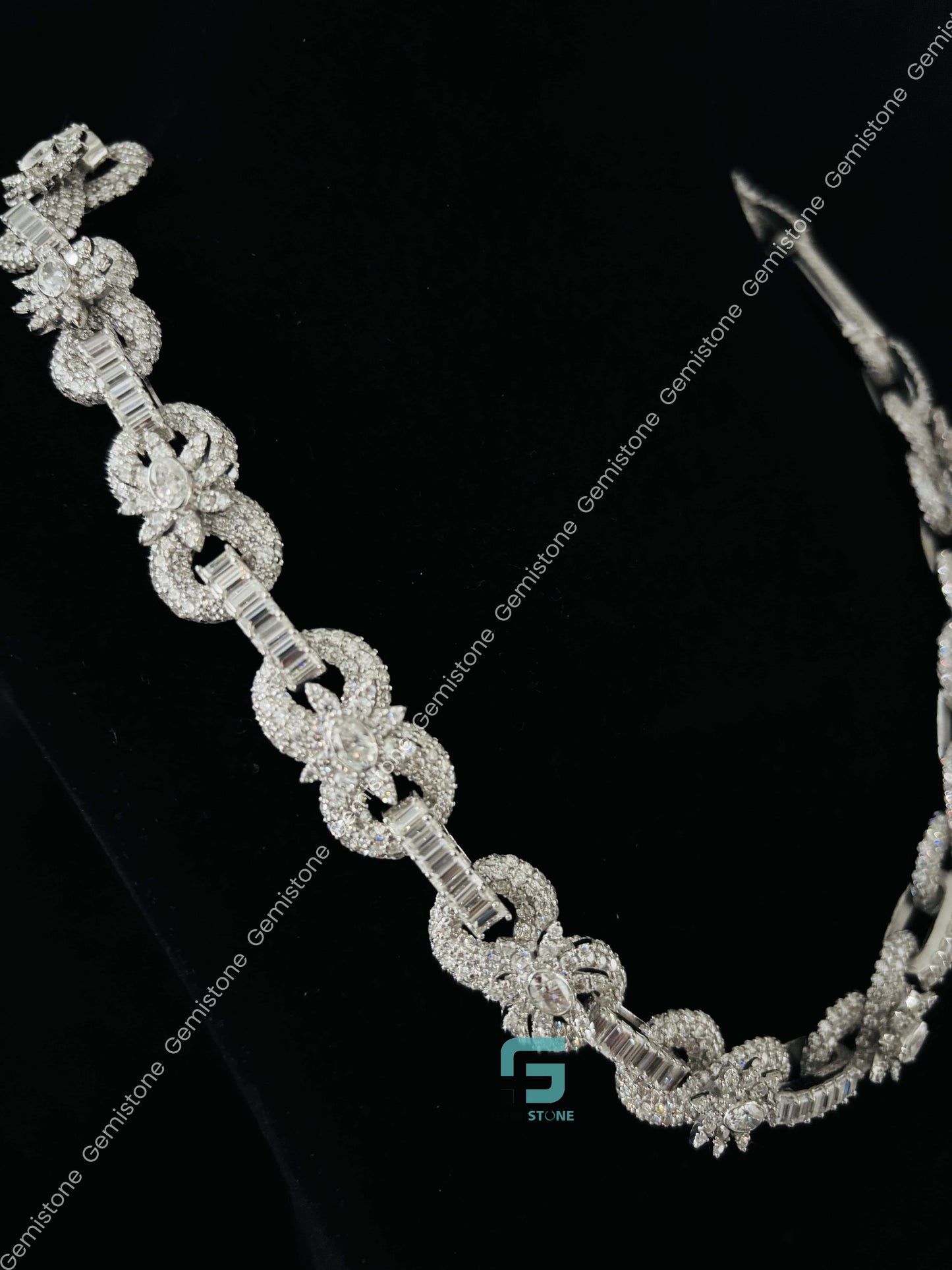 Moissanite Infinity Cuban Link Chain