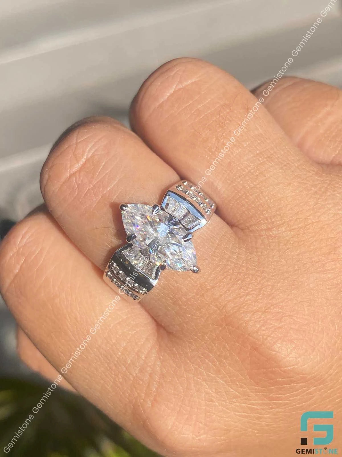 Moissanite Marquise Enagagement Ring