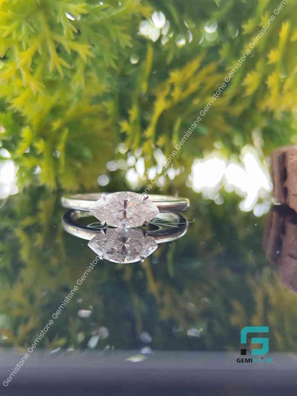 Moissanite marquise Cut Ring