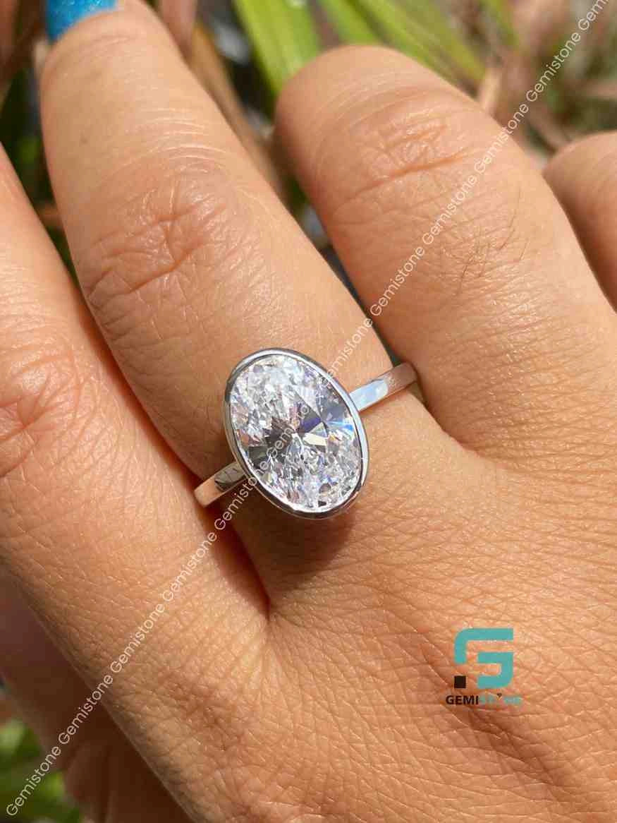 Oval Cut Solitaire White Gold Ring