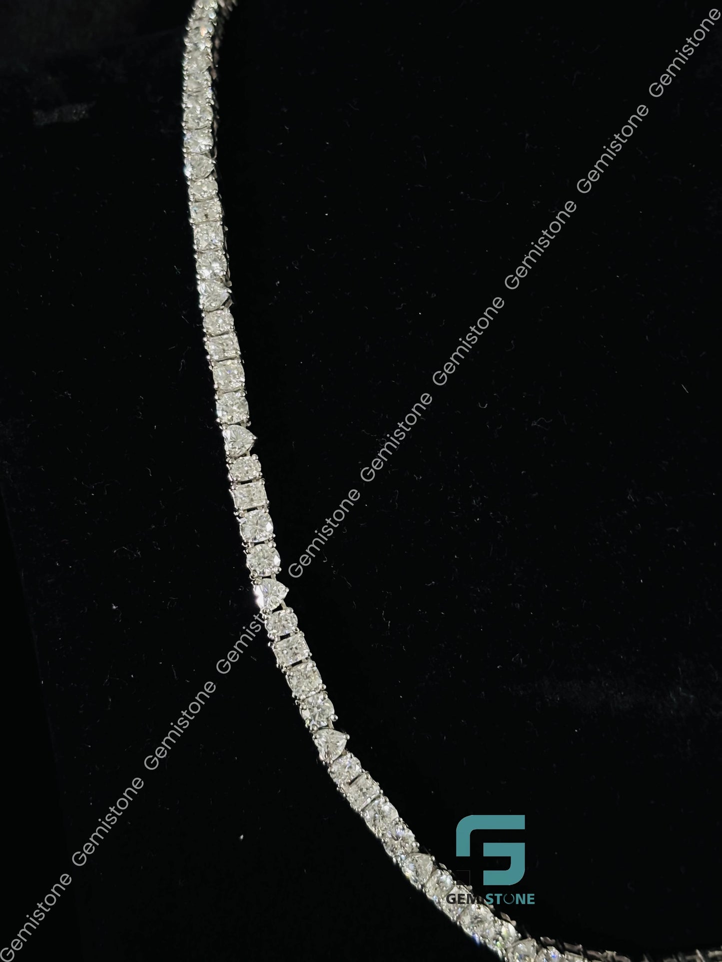Oval Emerald Cut Moissanite Tennis Chain