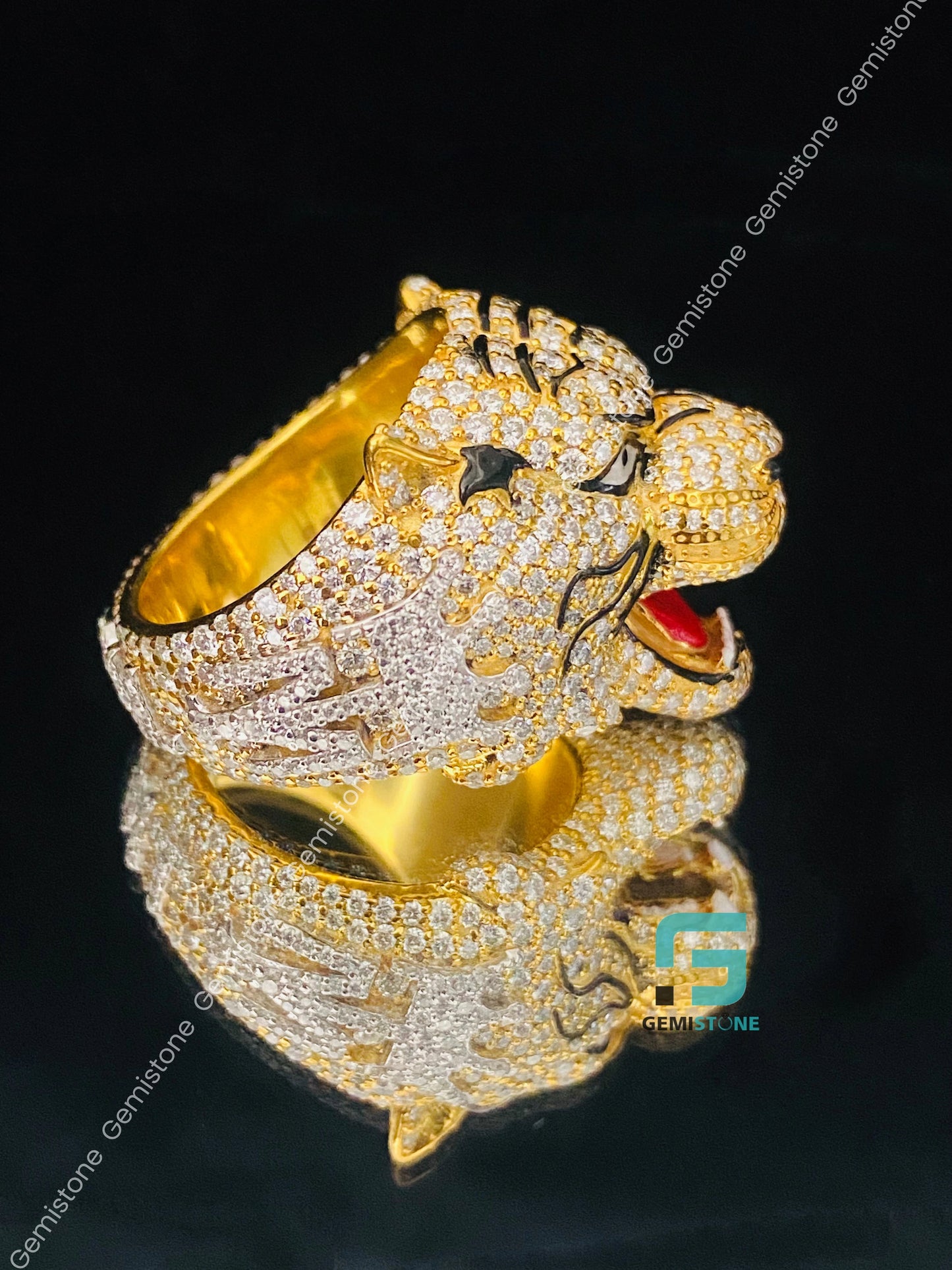 Roaring Head Tiger Bust Down Pinky Ring