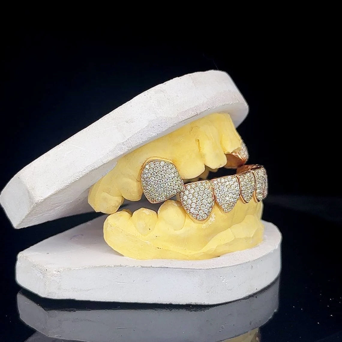 Unique 2 Top & 6 Bottom VVS Moissanite Rapper Diamond Grillz