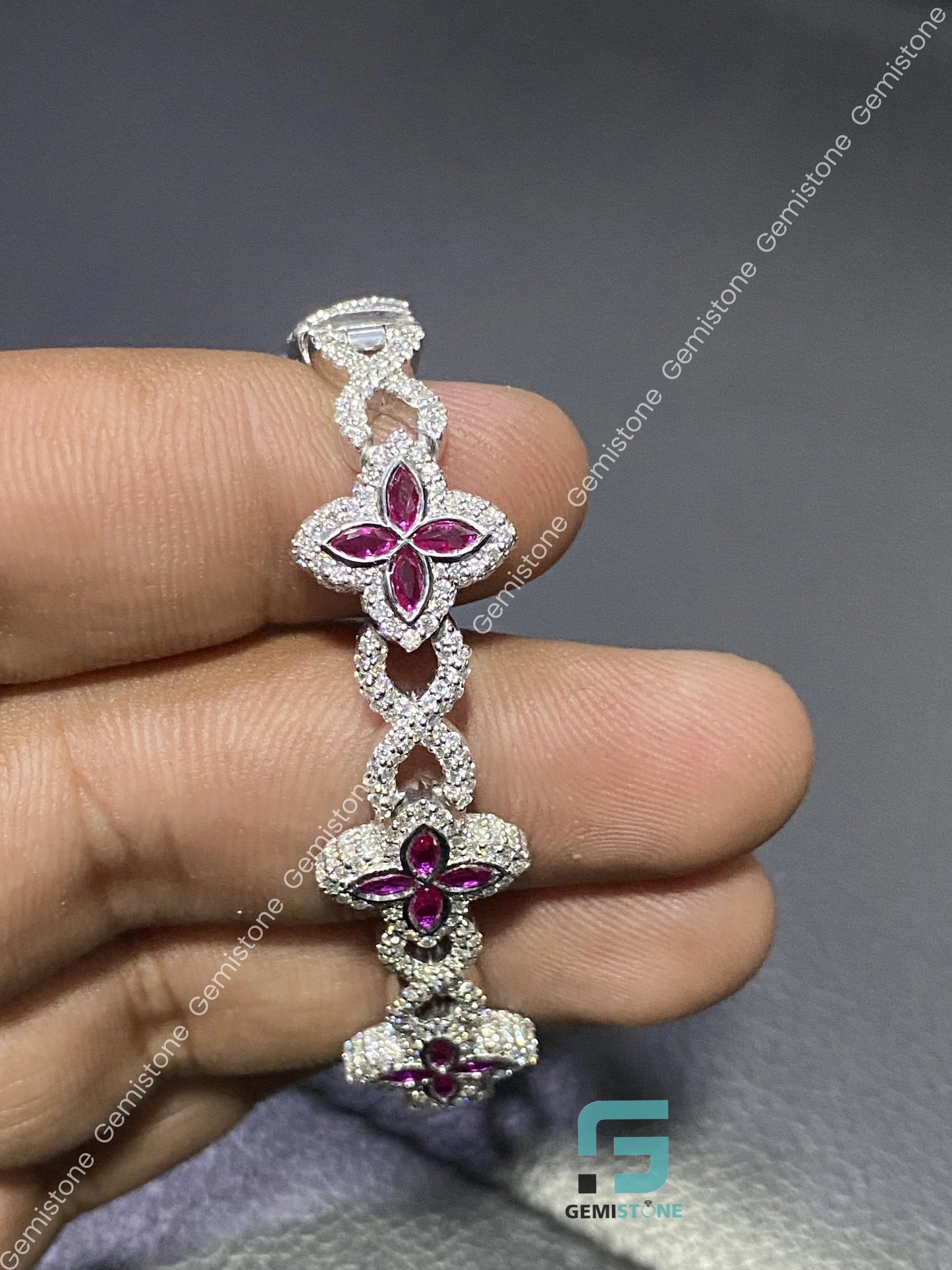 VVS 13MM Pink Moissanite Clover Bracelet