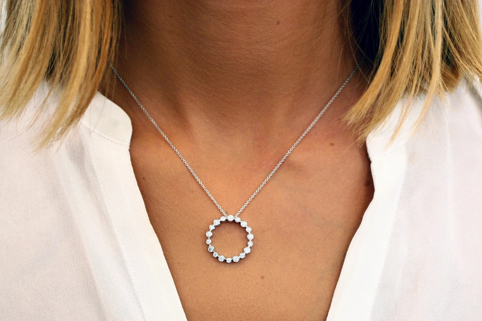  Moissanite Pendants