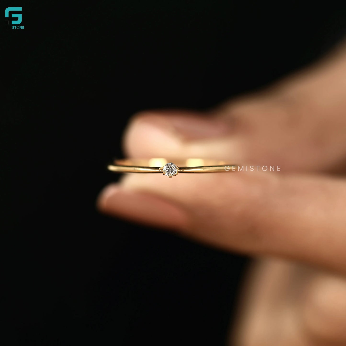 0.30Ct Round Cut Minimalist Lab Diamond Solitaire Wedding Ring