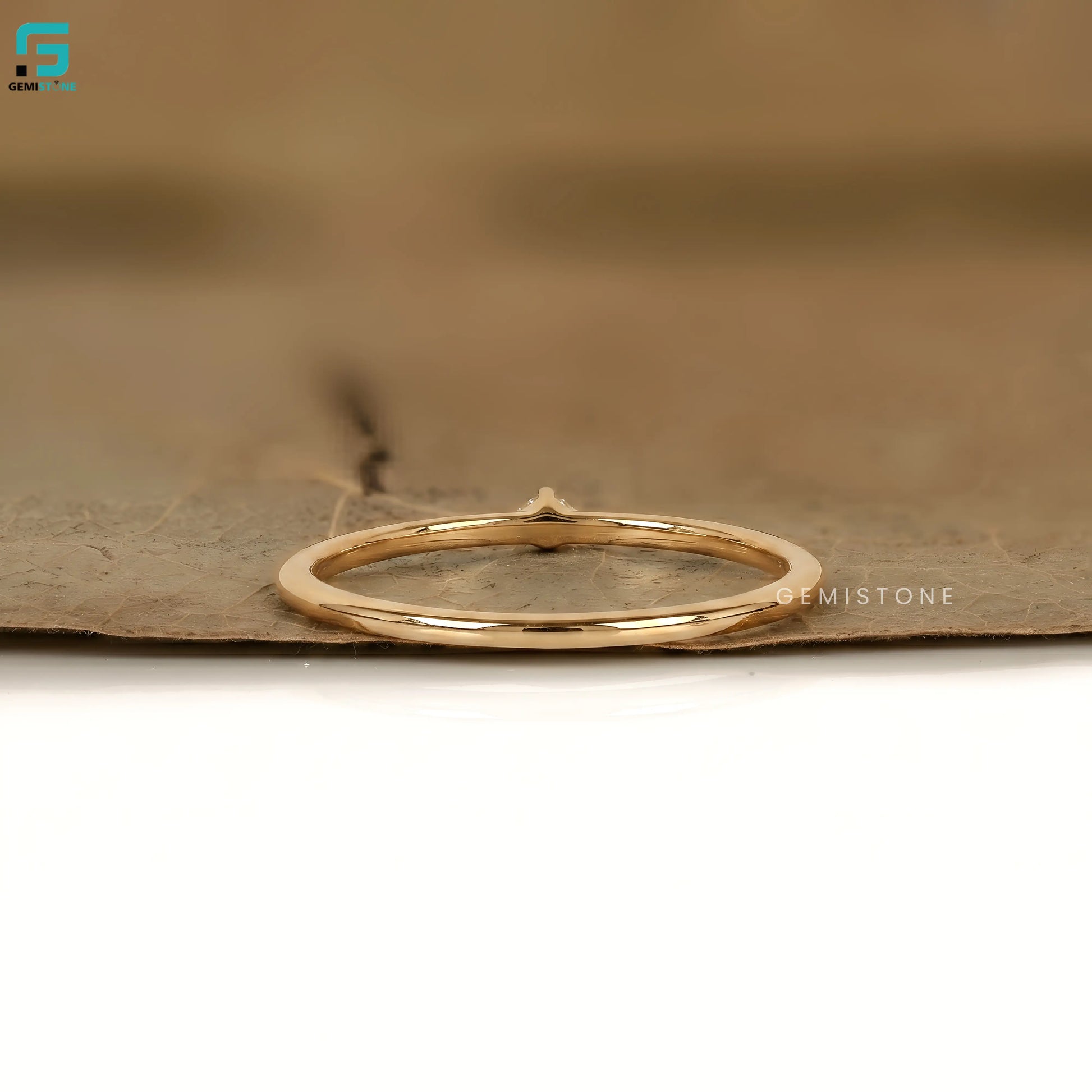 0.30Ct Round Lab Grown Diamond Solitaire Minimalist Wedding Ring 