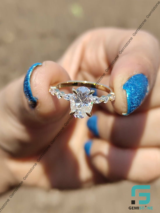2 Ct Vintage Oval Cut Moissanite Engagement Ring