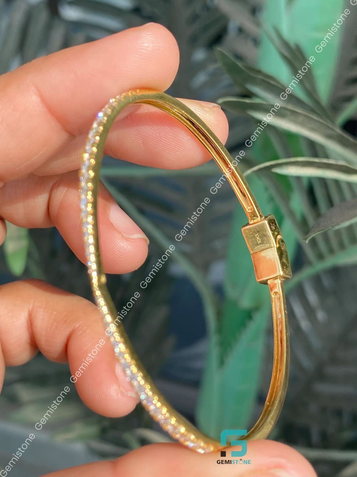 Round Open Cuff Statement Moissanite Claw Bangle Bracelet