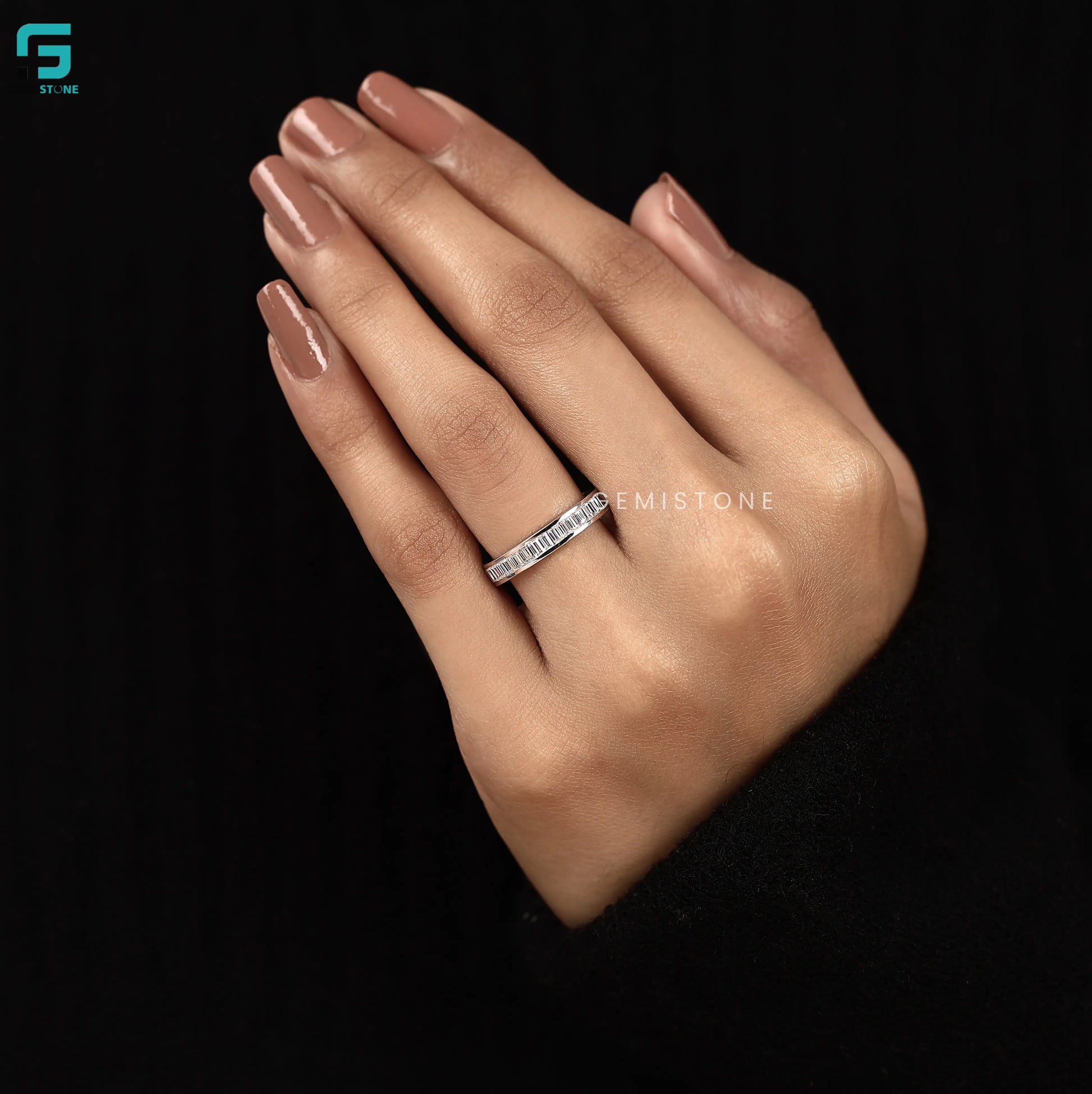 14K Solid Gold Lab Grown Diamond Emerald Wedding Band For Women