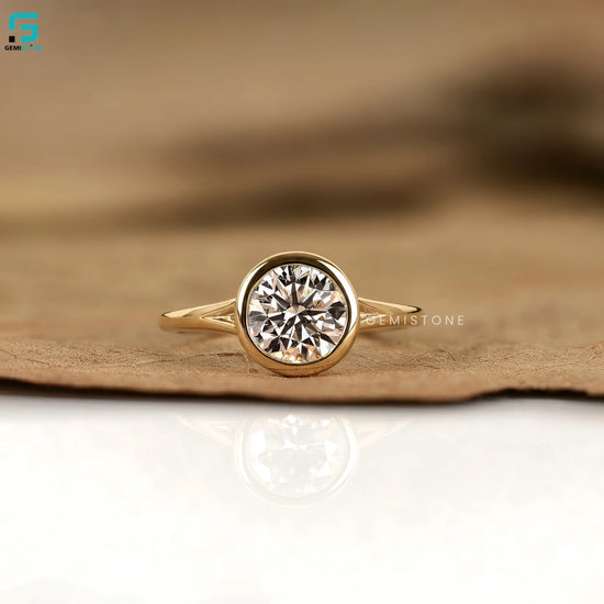 2CT Lab Diamond Round Split Shank Ring