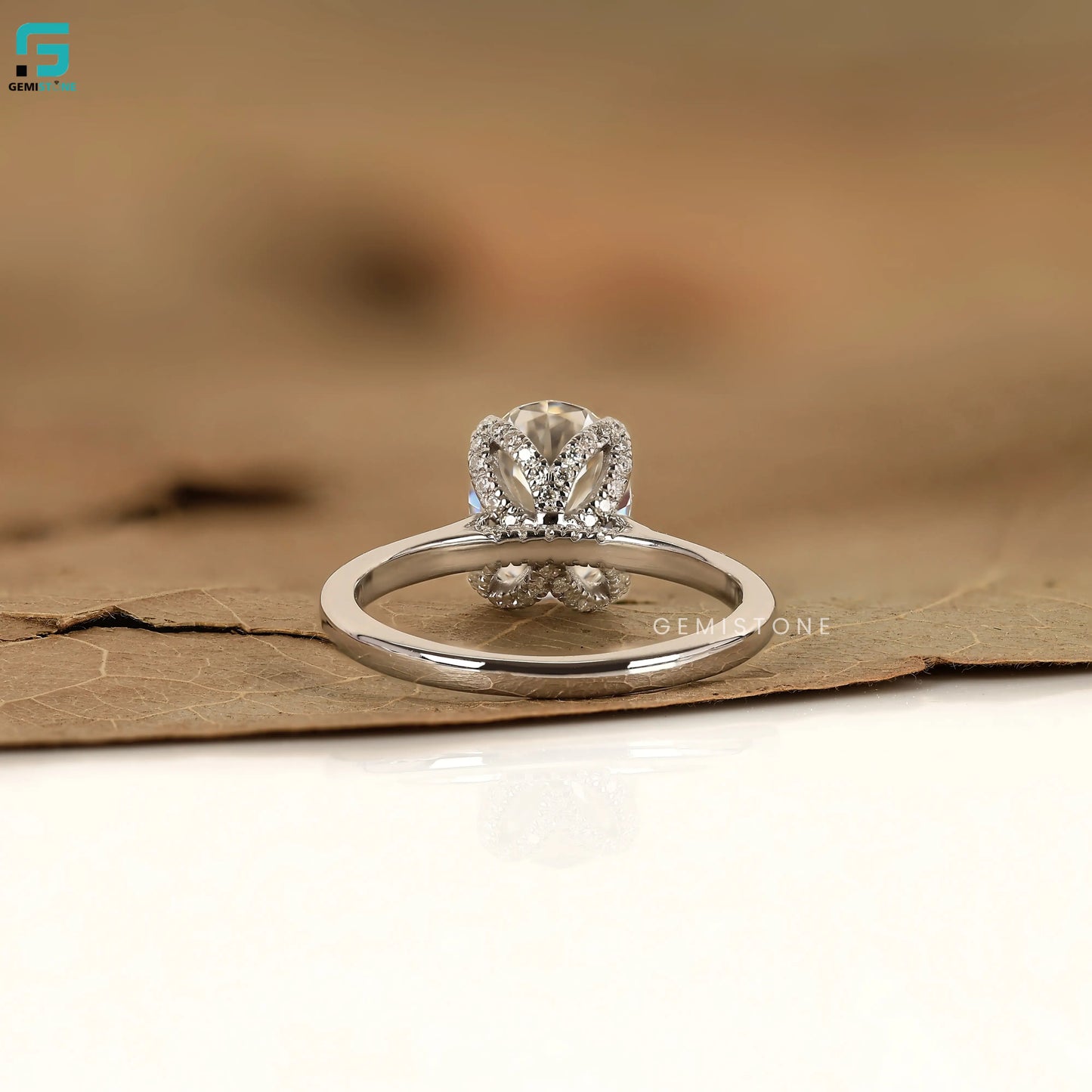 2CT Oval Tulip Set Lab Grown Diamond Annivasary Ring 