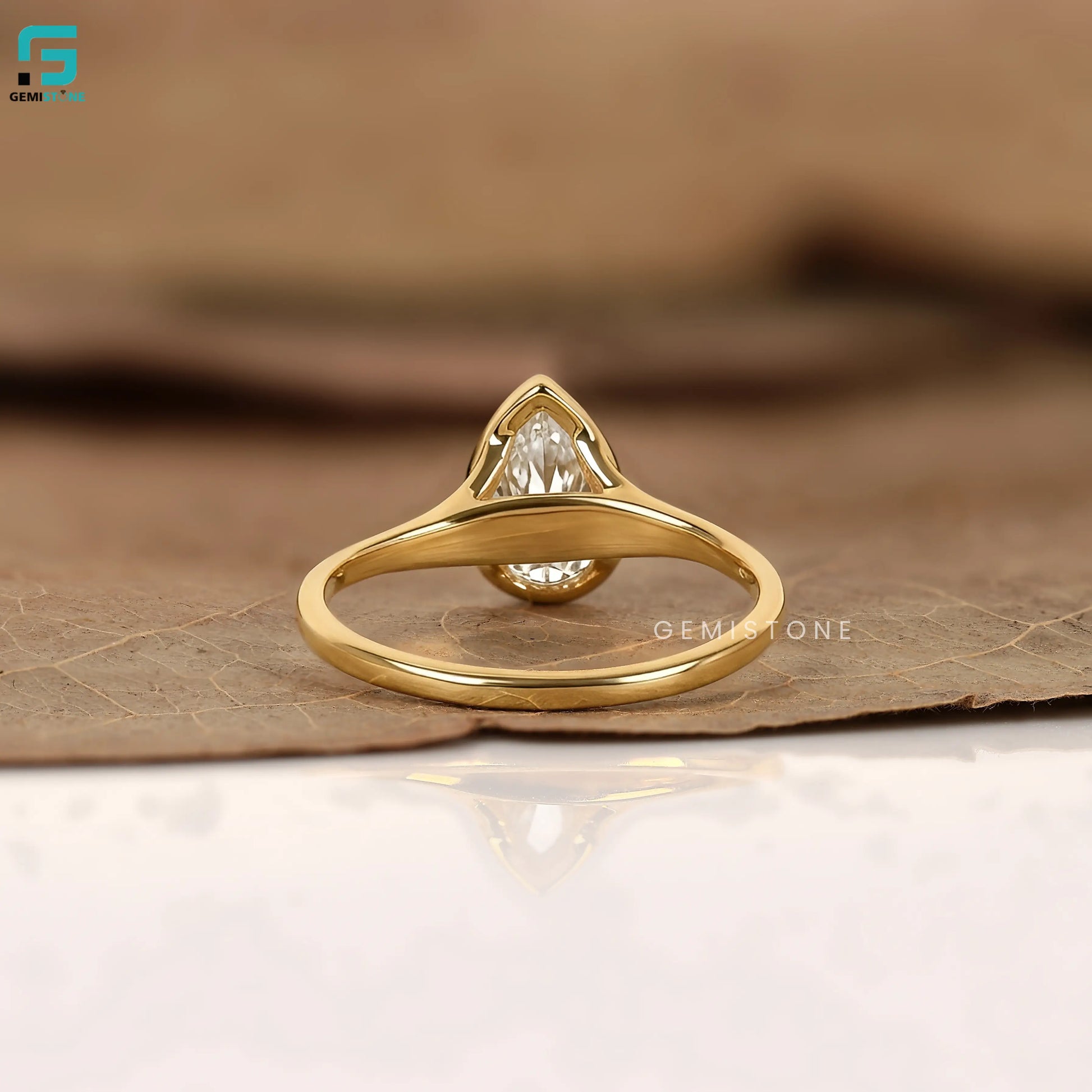 2CT Pear Bezel Set Engagemnt Ring For Women