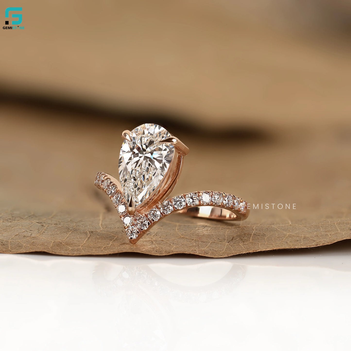 Pear Cut Lab Grown Diamond Curved Band Engagement Ring