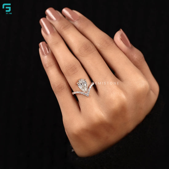 Pear Cut Lab Grown Diamond Curved Band Engagement Ring
