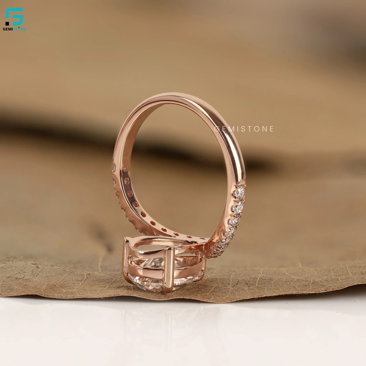 Pear Cut Lab Grown Diamond Curved Band Engagement Ring