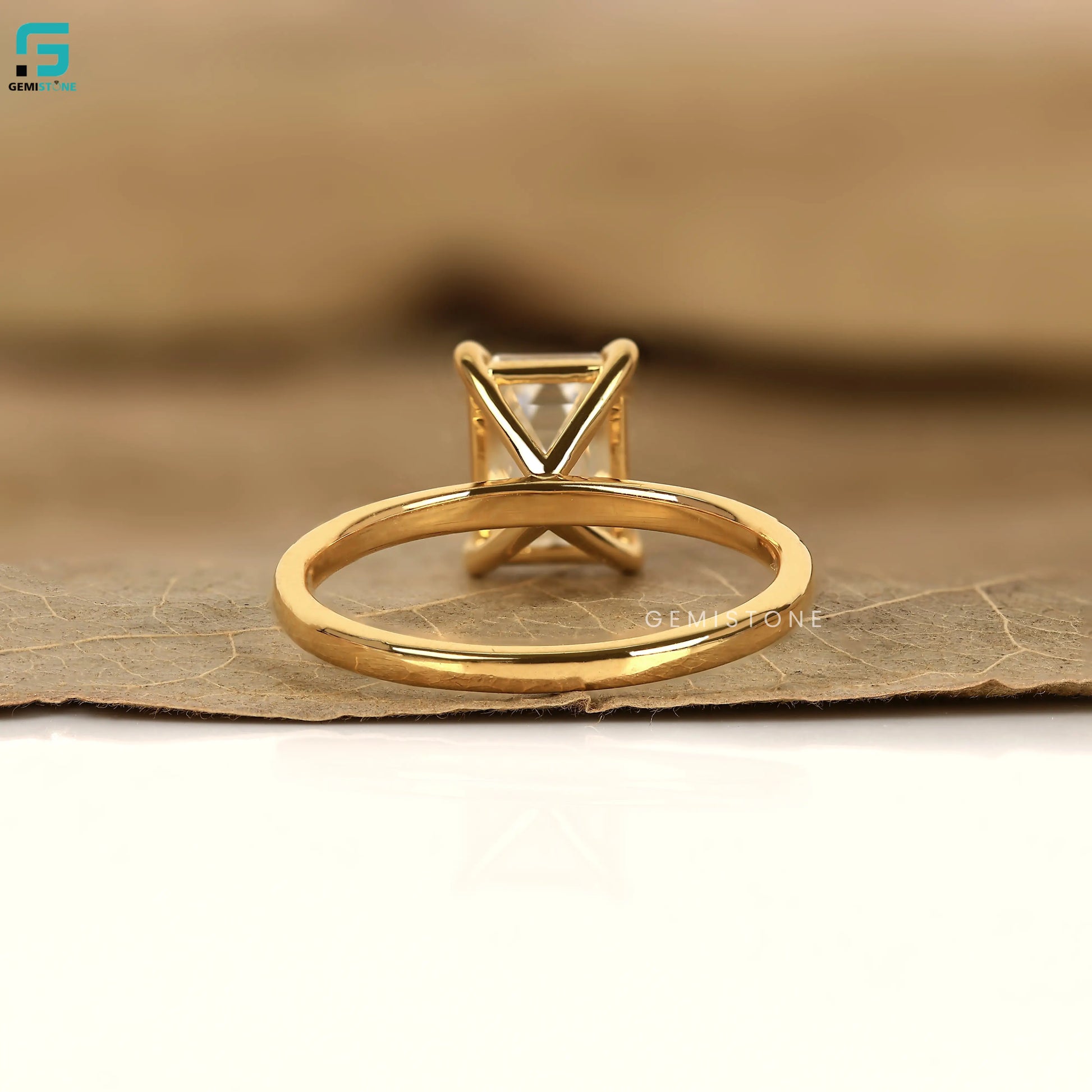 3CT Emerald Cut Lab Grown Wedding Annivasary Ring