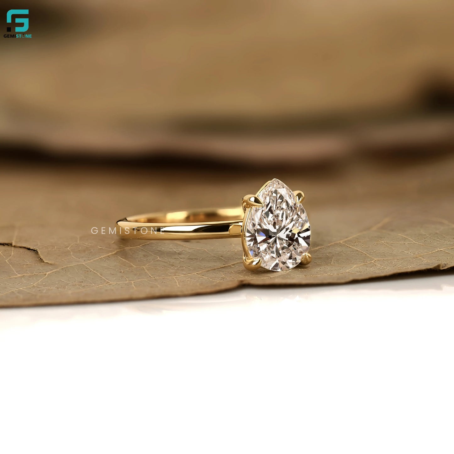 3CT Lab Grown Pear Annivasary Ring For Women
