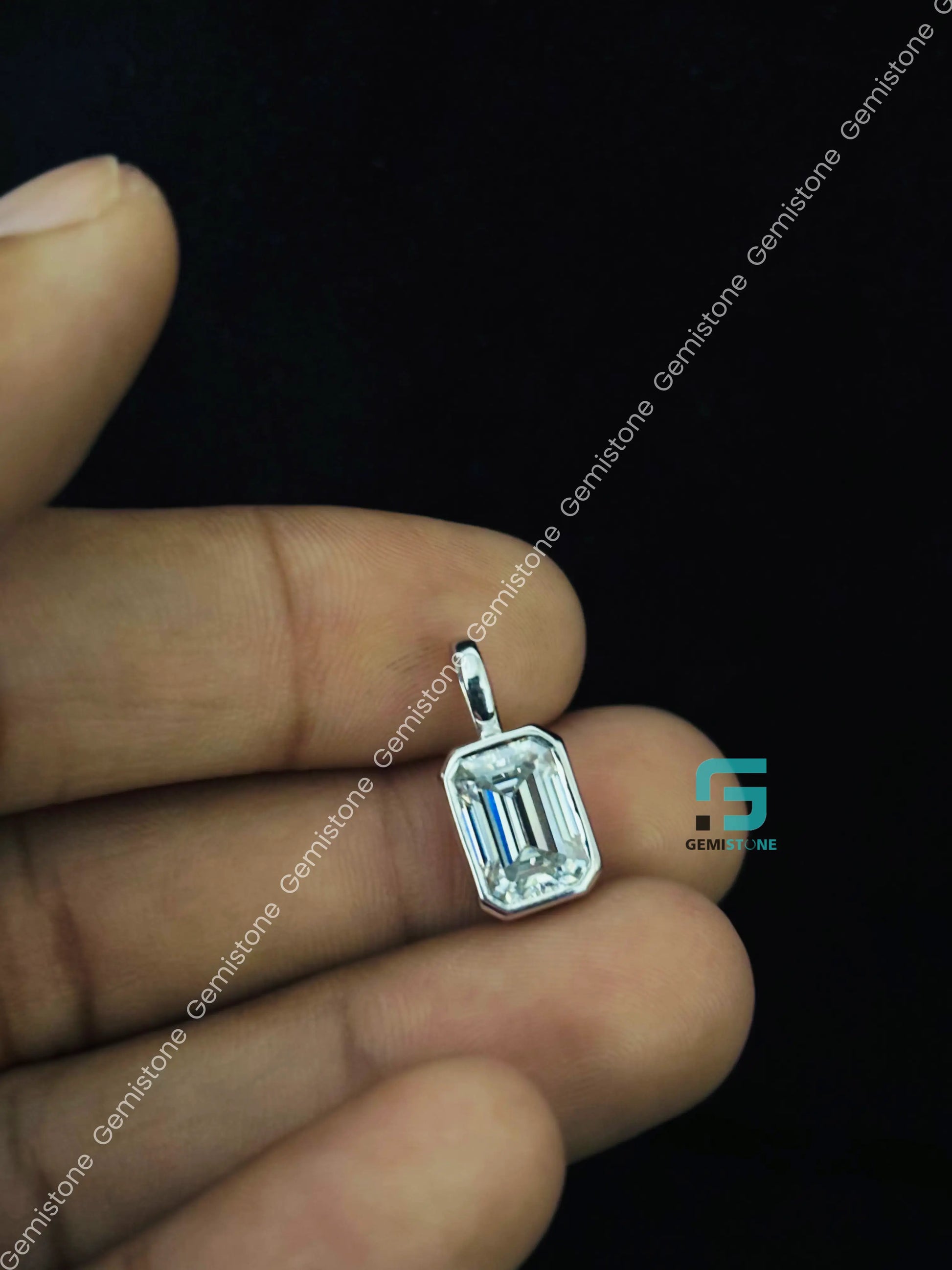 3 CT Emerald Bezel Set Moissanite Pendant