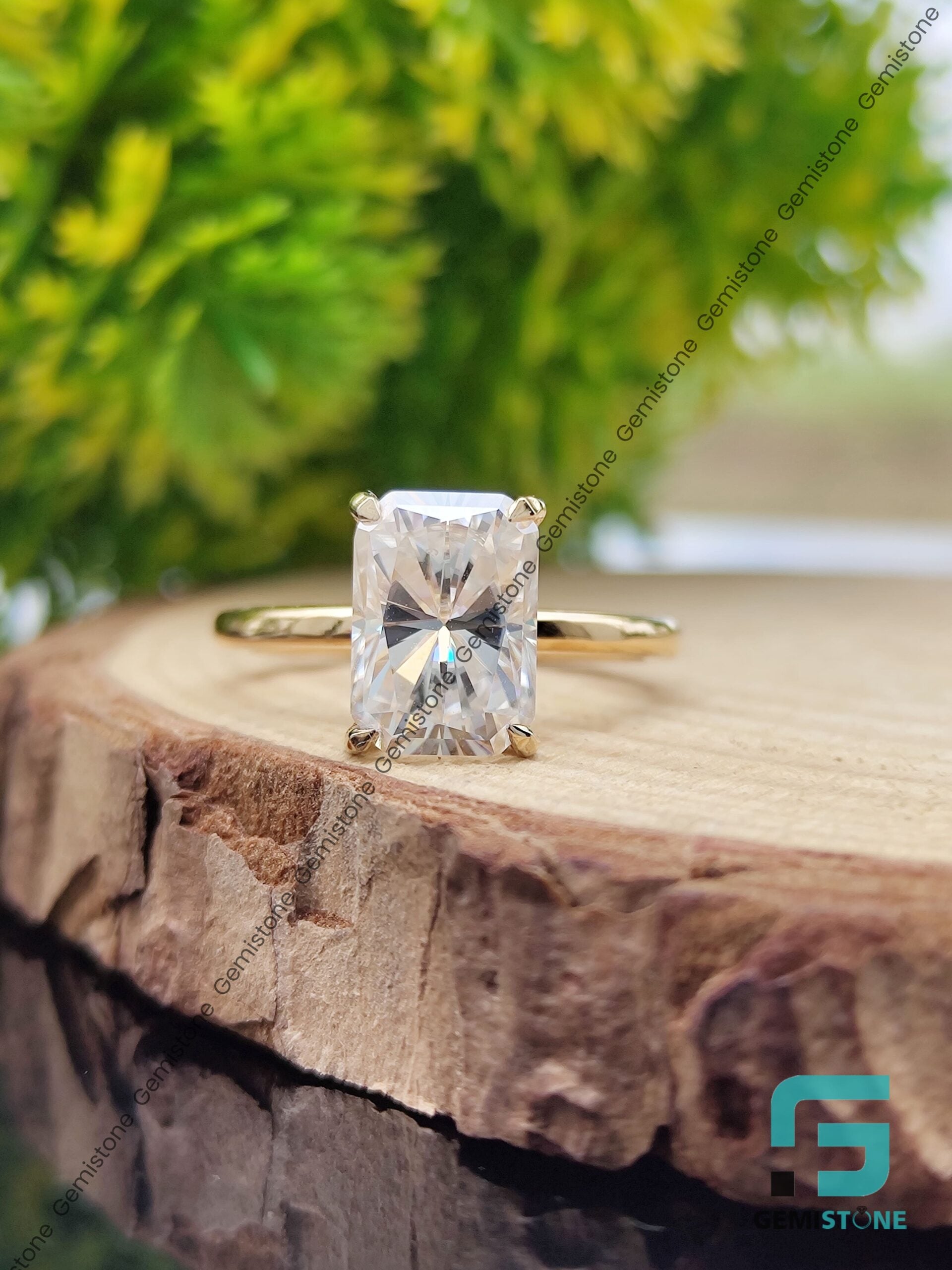 4-CT-Radiant-Diamond-Ring