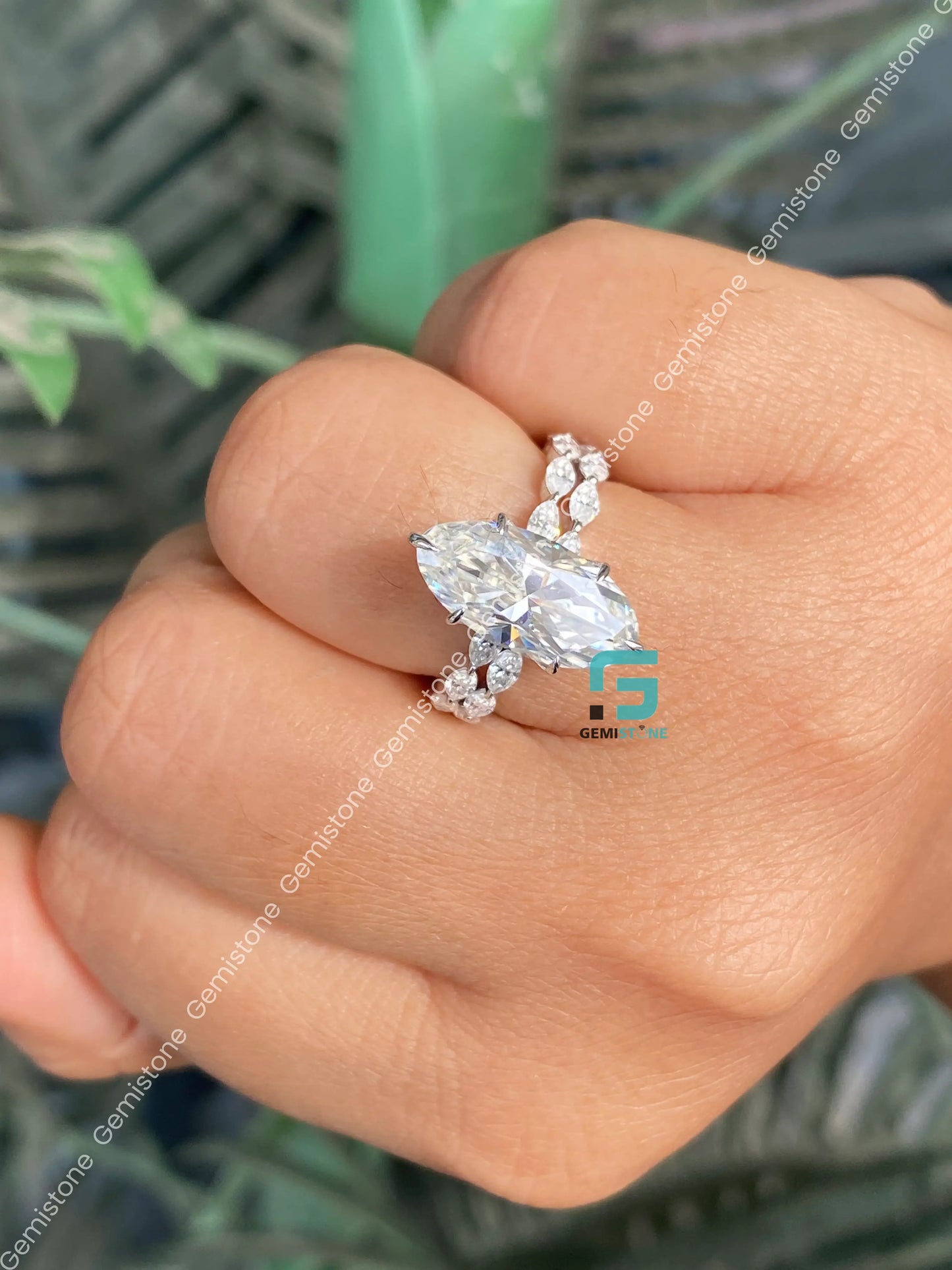 5CT Moval Bubble Band Moissanite Wedding Ring For Women