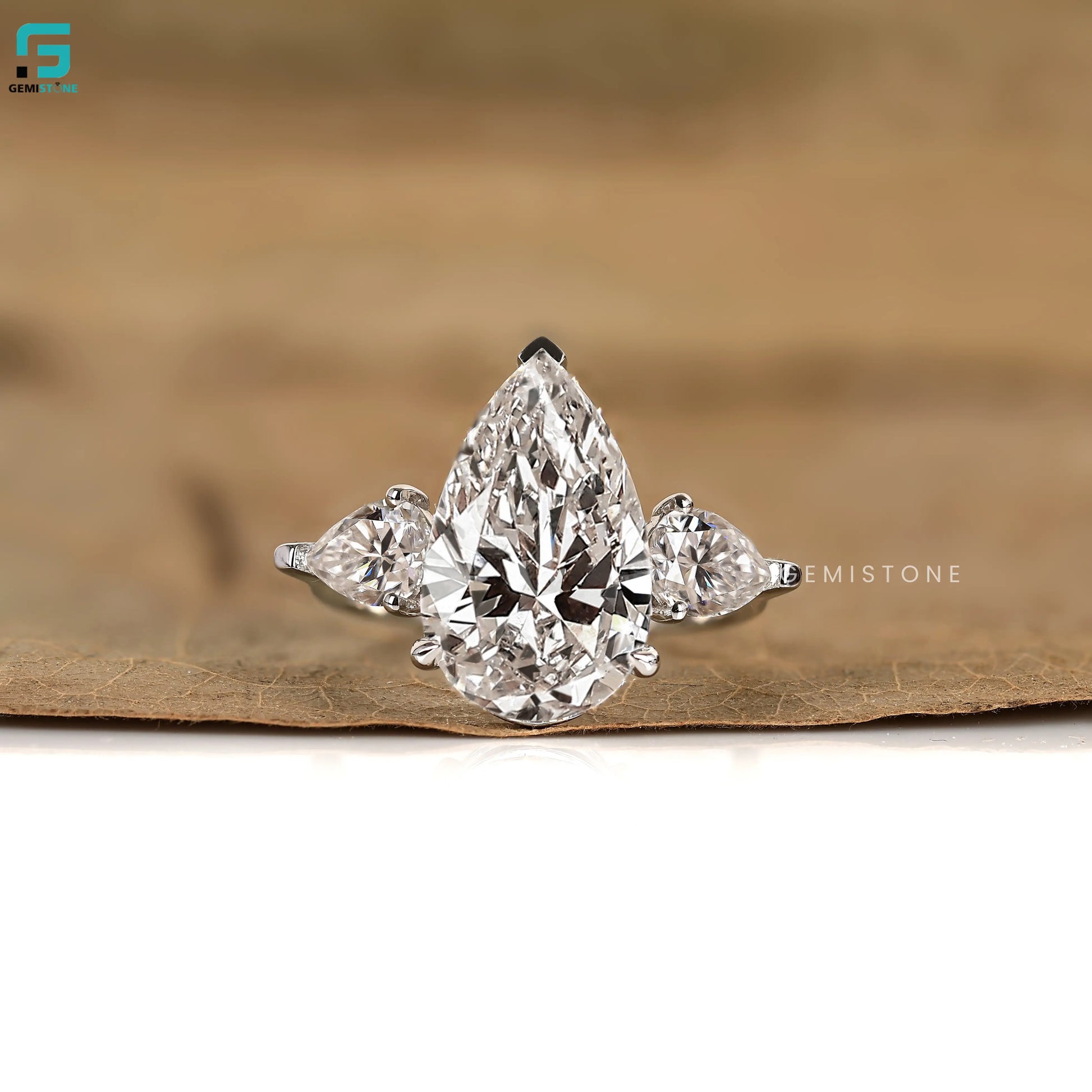 5CT Pear Lab Grown Diamond Three Stone Wedding Ring For Women