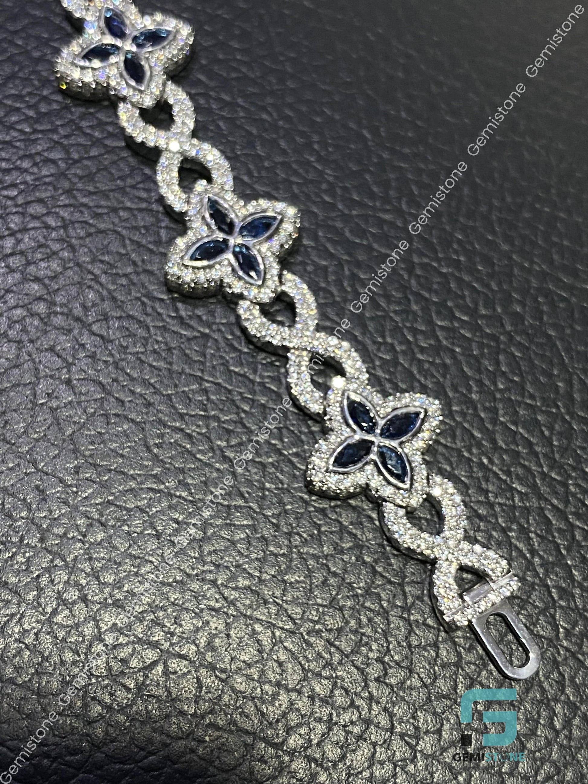 5 Clover Moissanite Diamond Bracelet