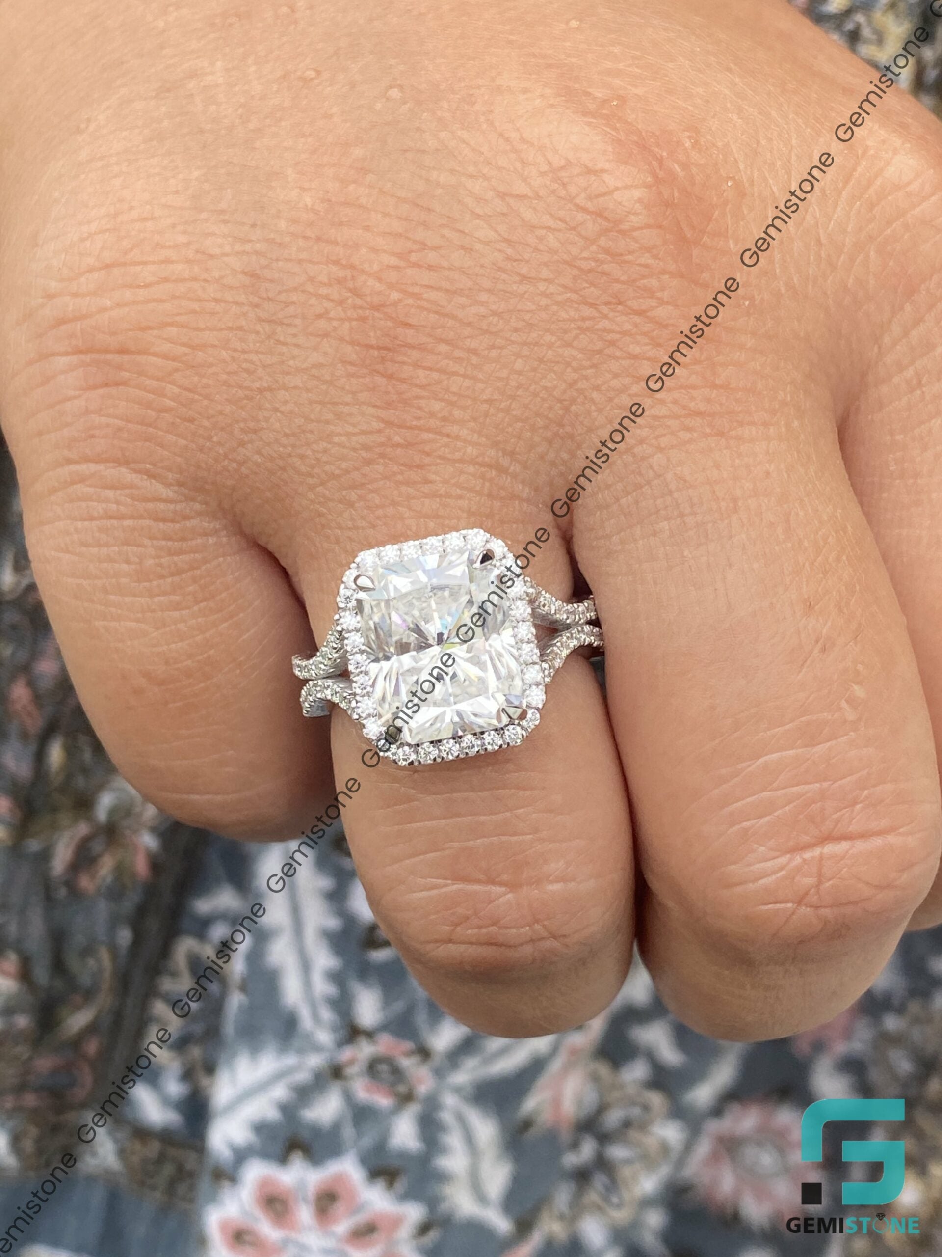 5ct-Radiant-Cut-Moissanite-Ring