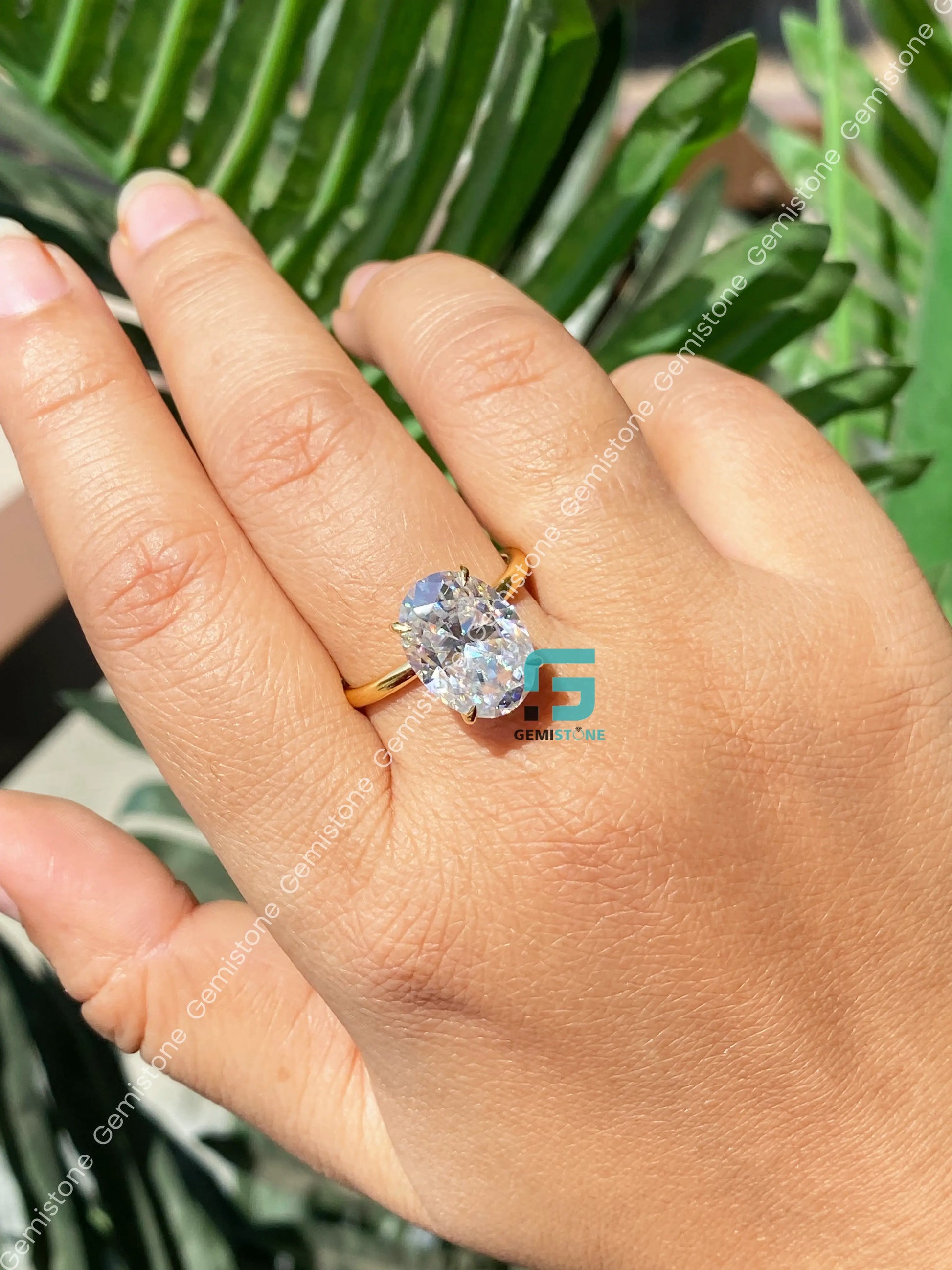 6CT Moissanite Oval Solitare Ring
