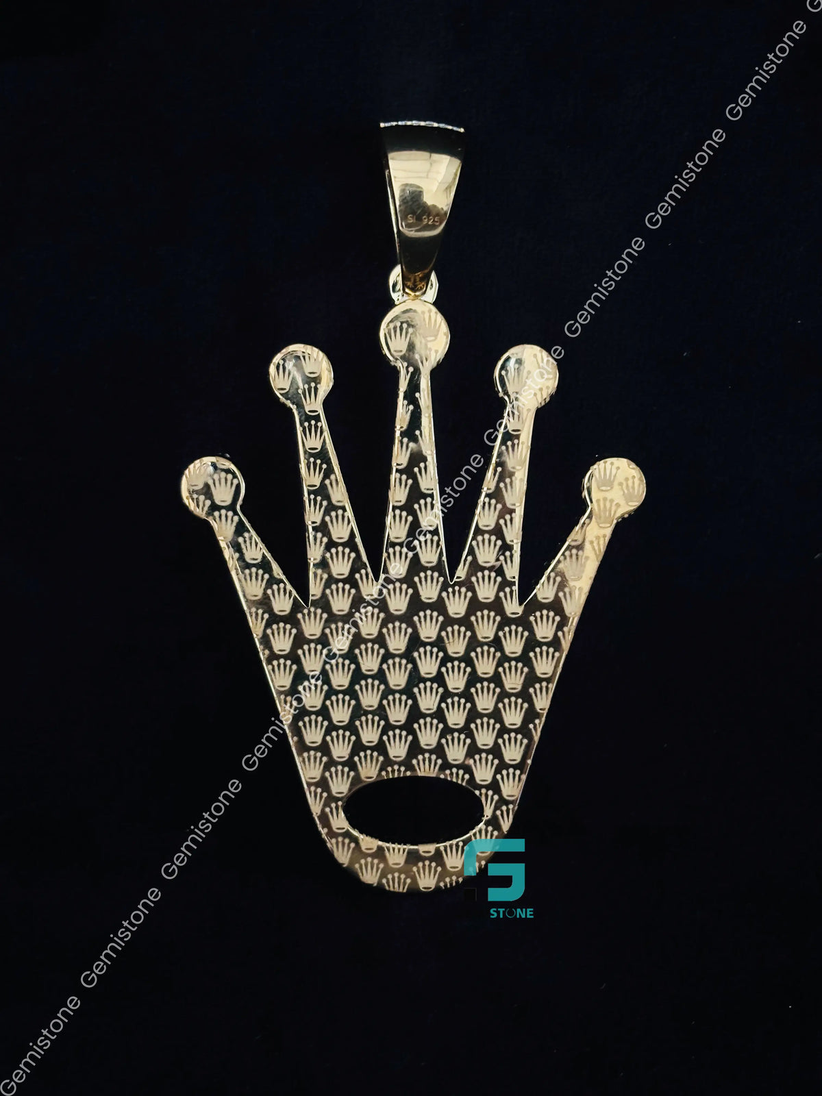 Baguette and Round Moissanite Roli Crown Shape Pendant