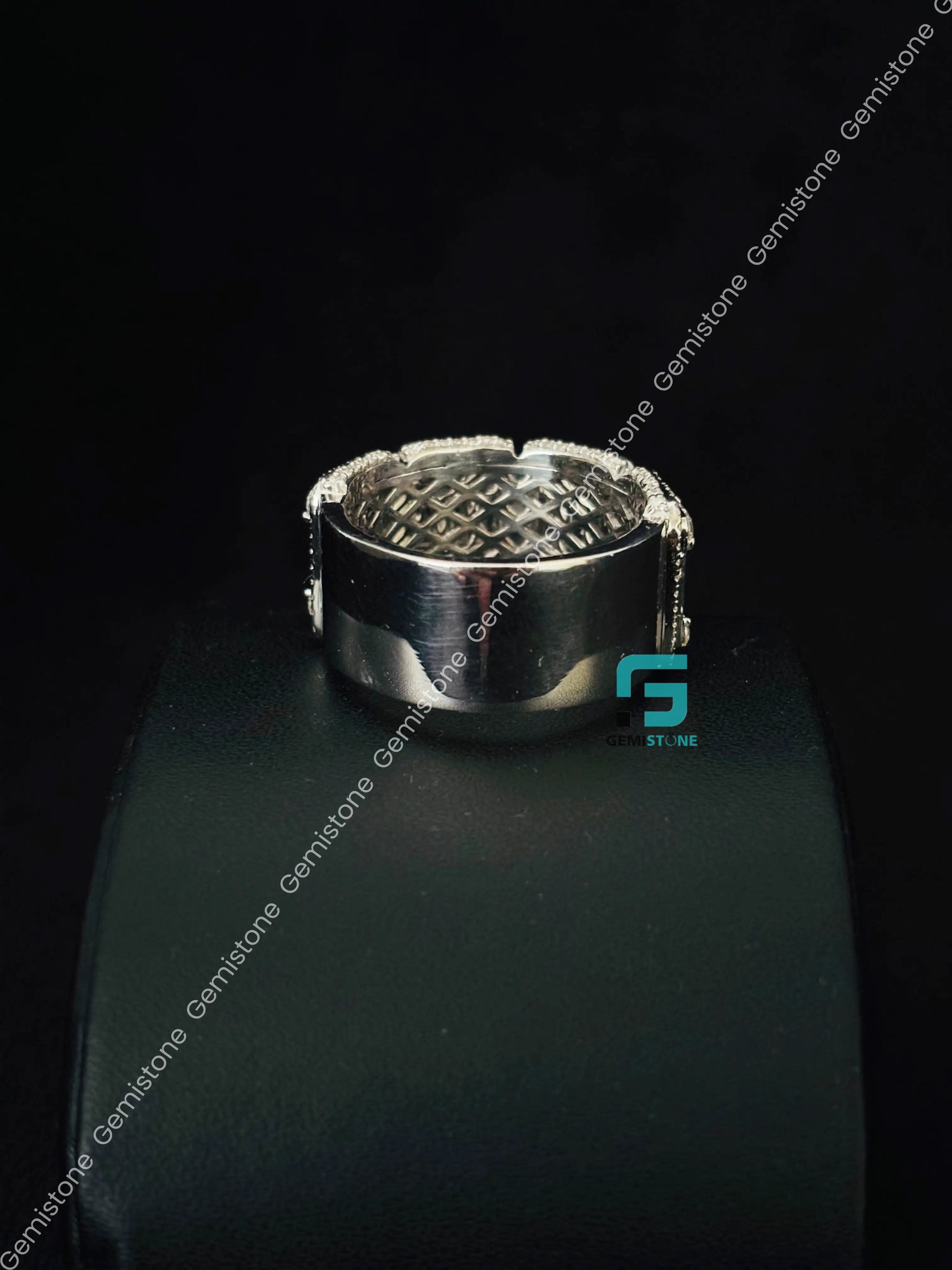 925 Silver Round_ Bagutte Moissanite Hip Hop Ring