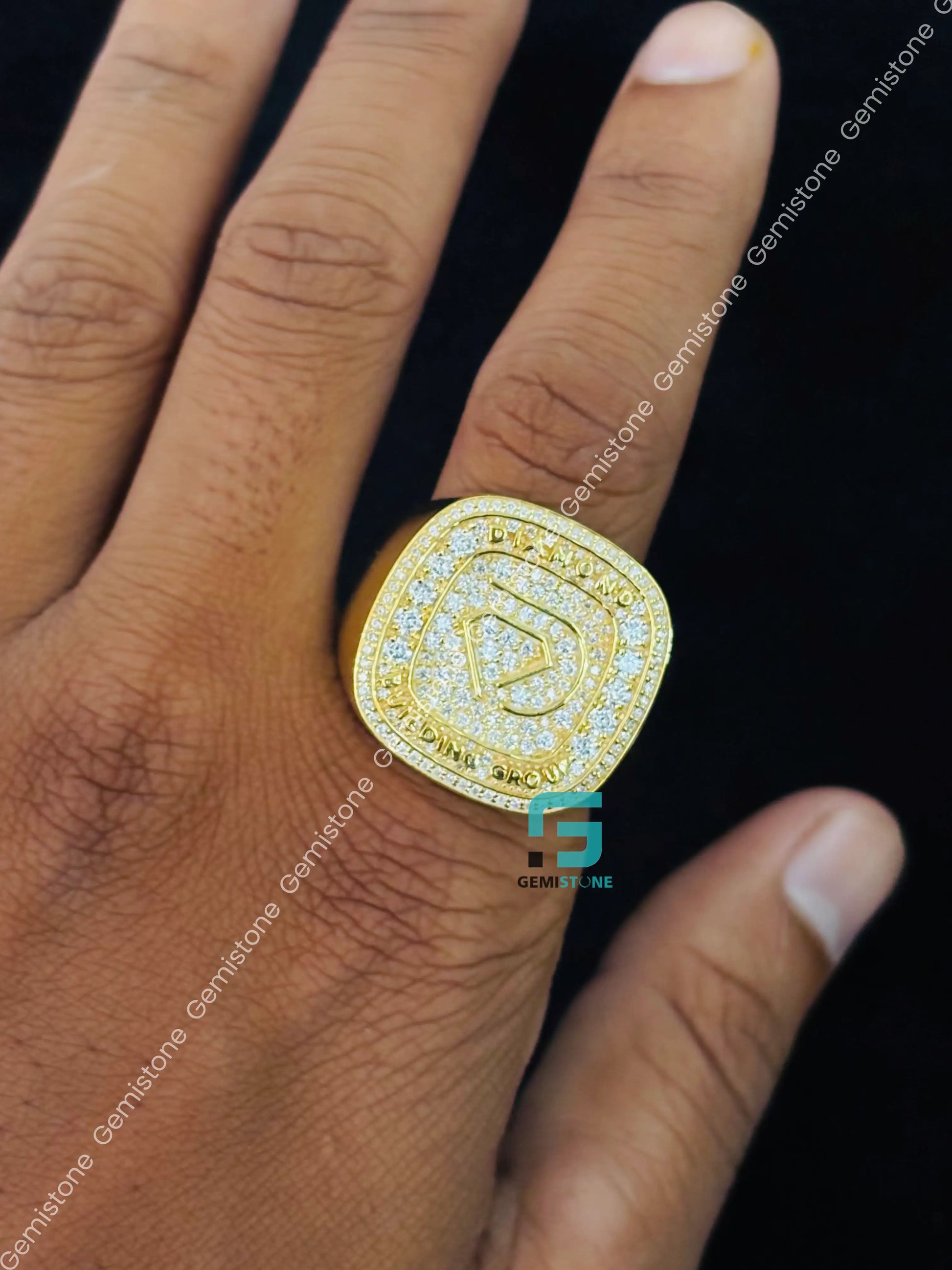 925 Sterling Silver Yellow Gold Palted Diamond Shape Moissanite Ring For Men