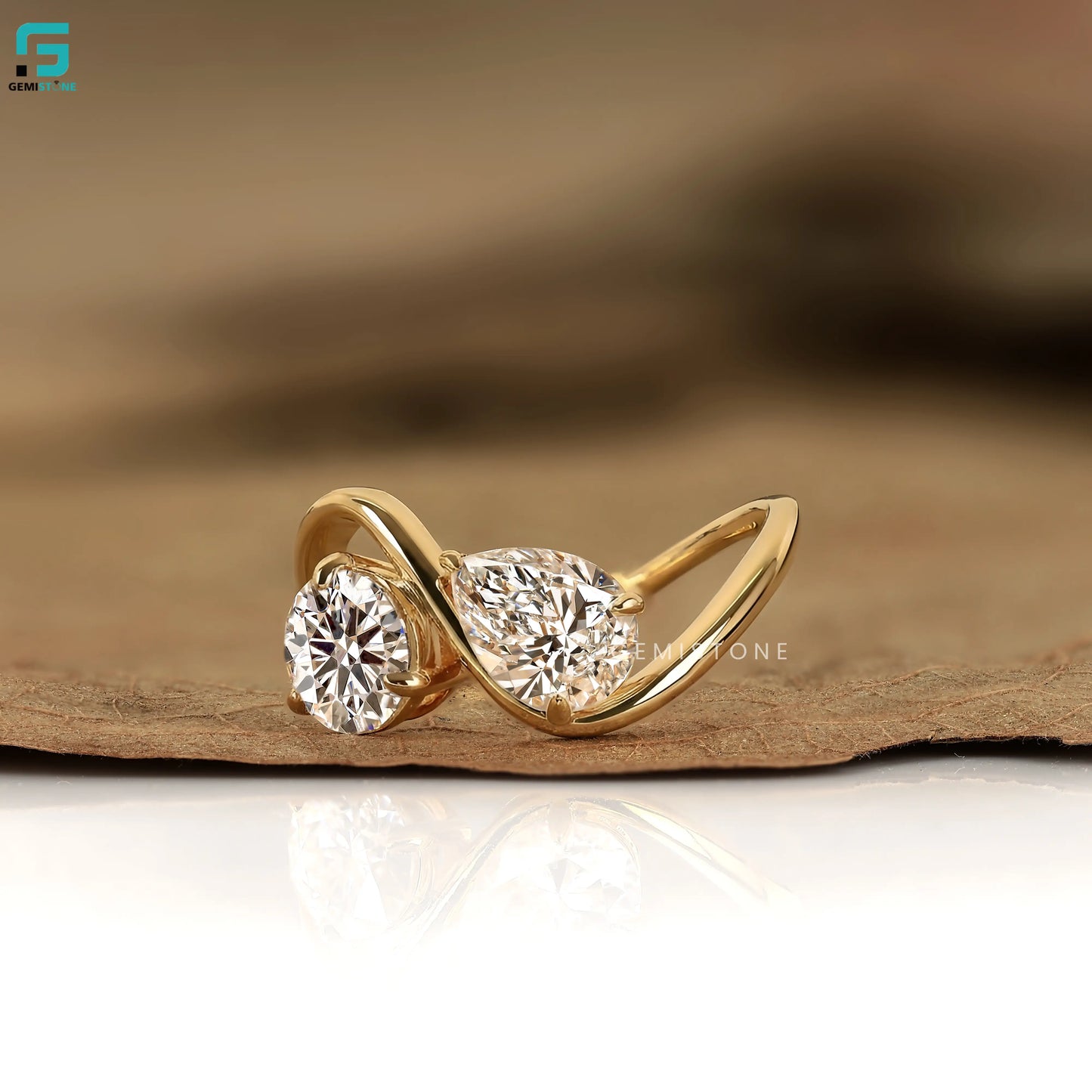 Art Deco Twisted Shank Lab Grown Diamond Ring 