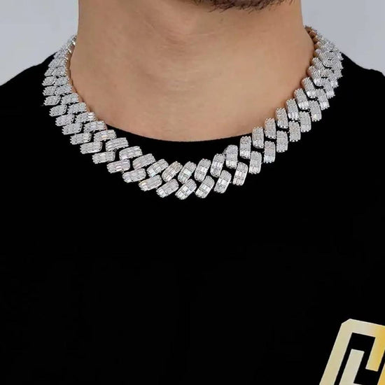 Baguette-Diamond-Moissanite-Chain