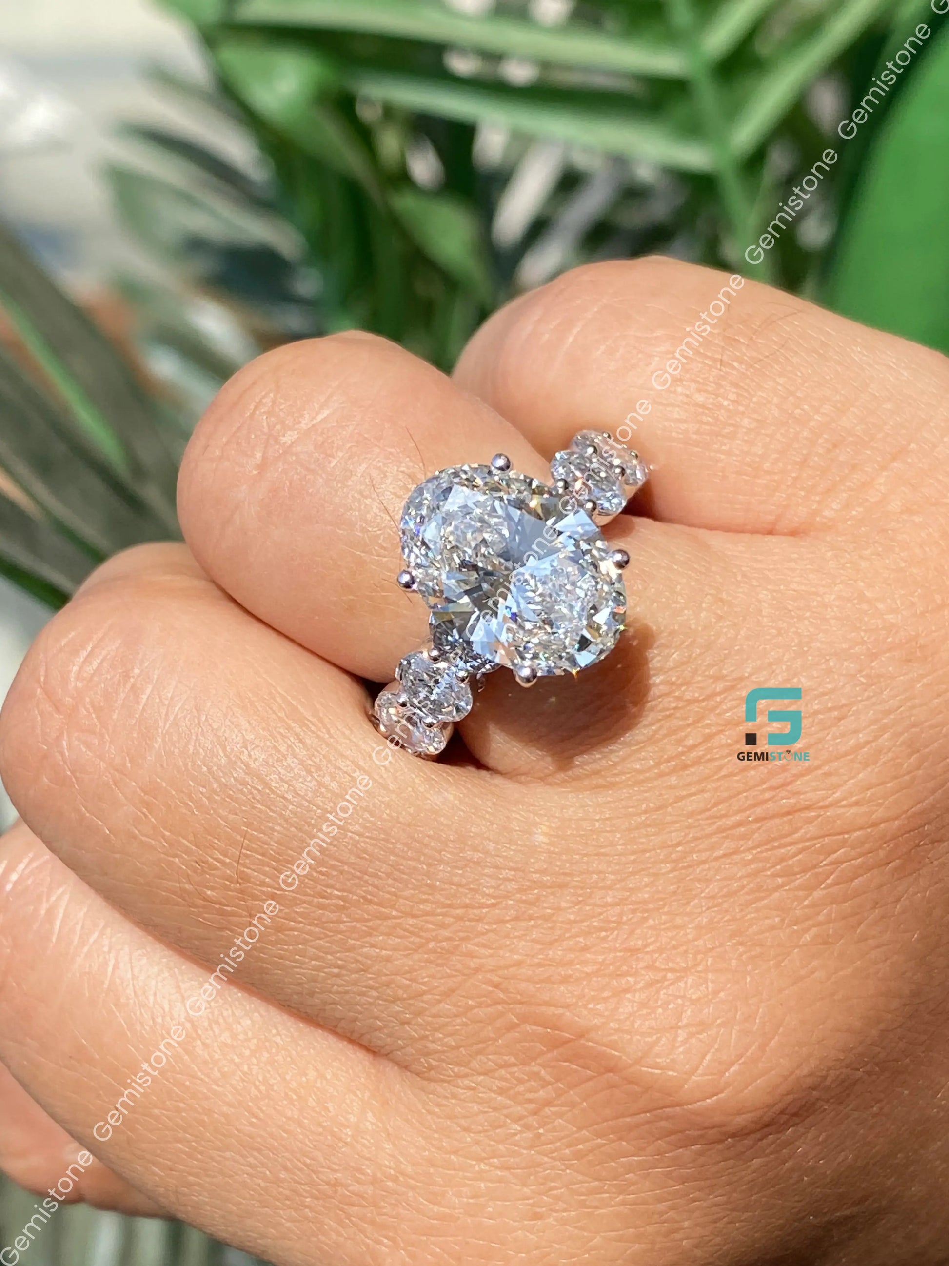 Big Oval Side Stone Moissanite Wedding Ring 