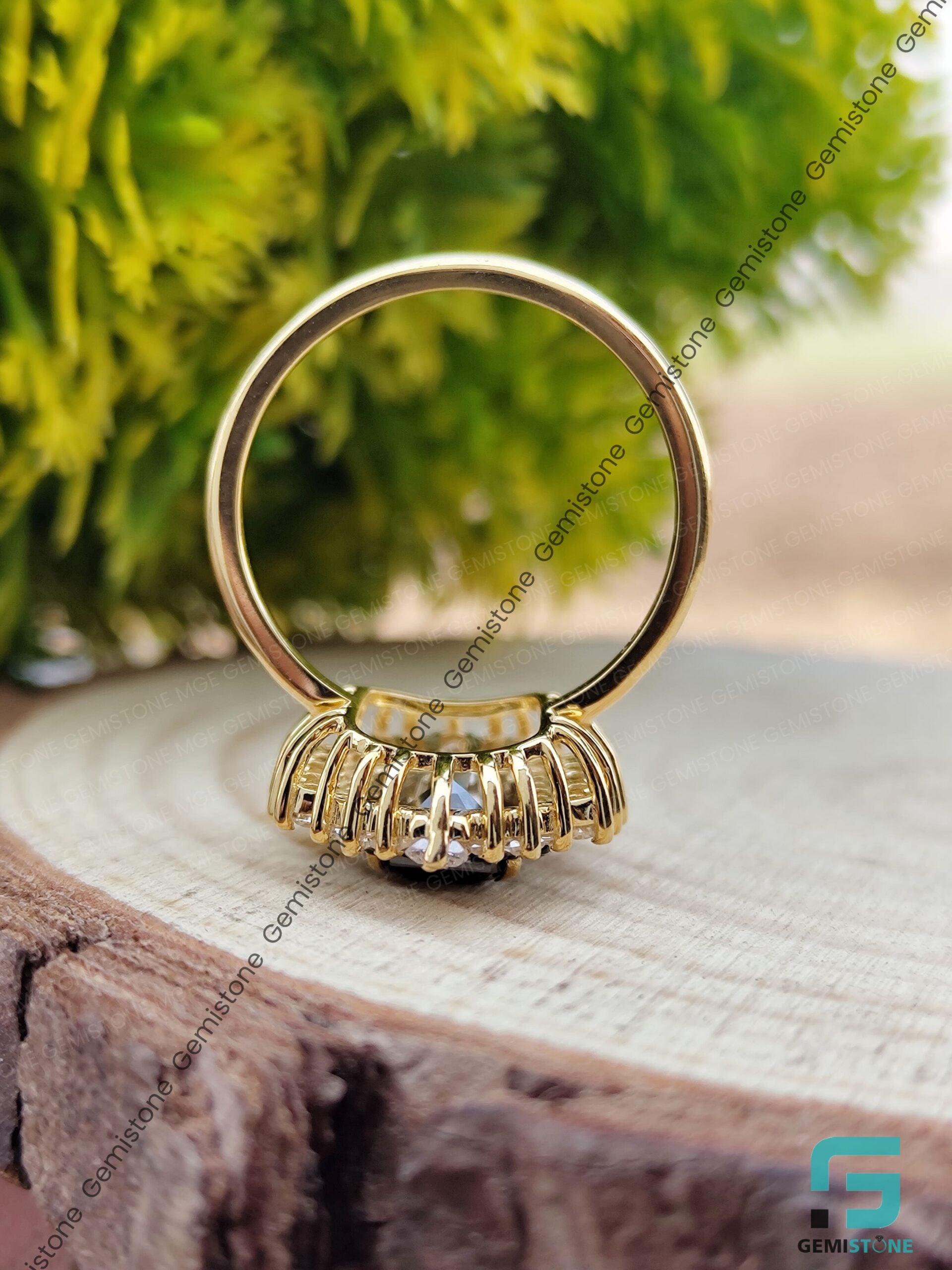 Black-Diamond-Halo-Ring