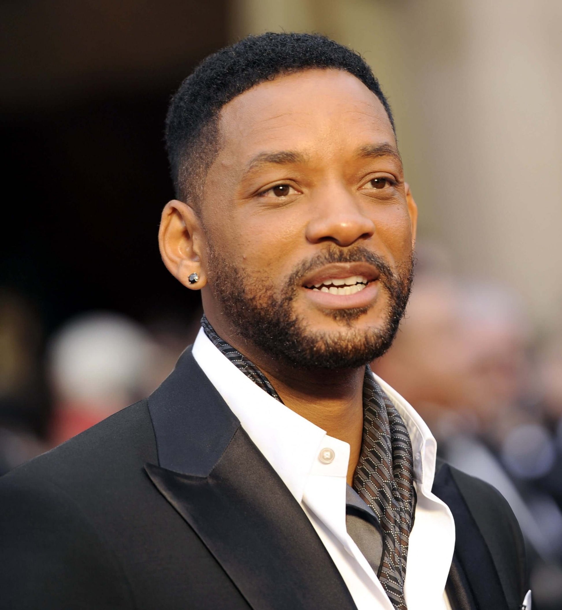 Black-Diamond-Stud-Earrings-Worn-By-Will-Smith--scaled